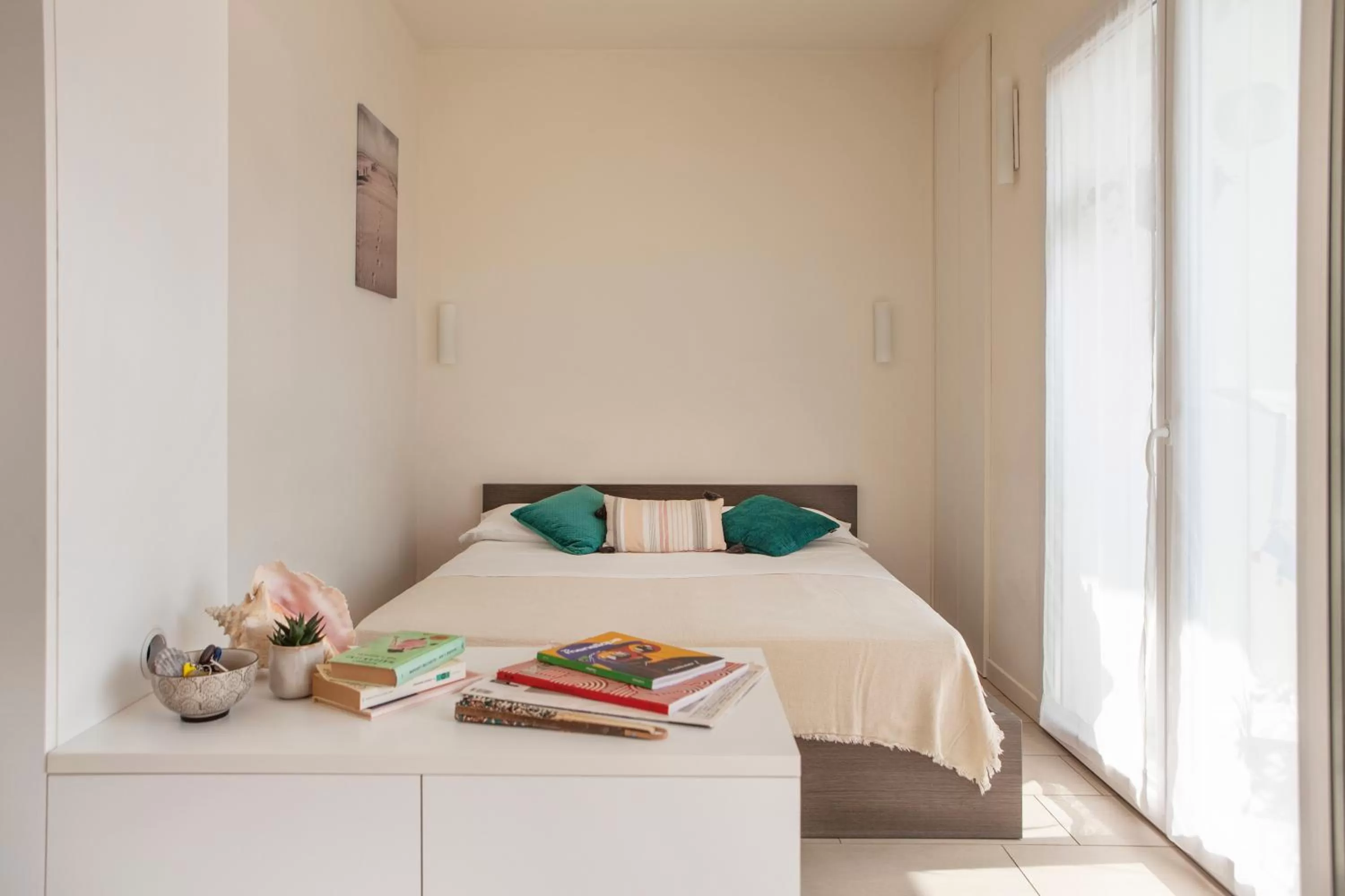 Bed in Residence Sunrise