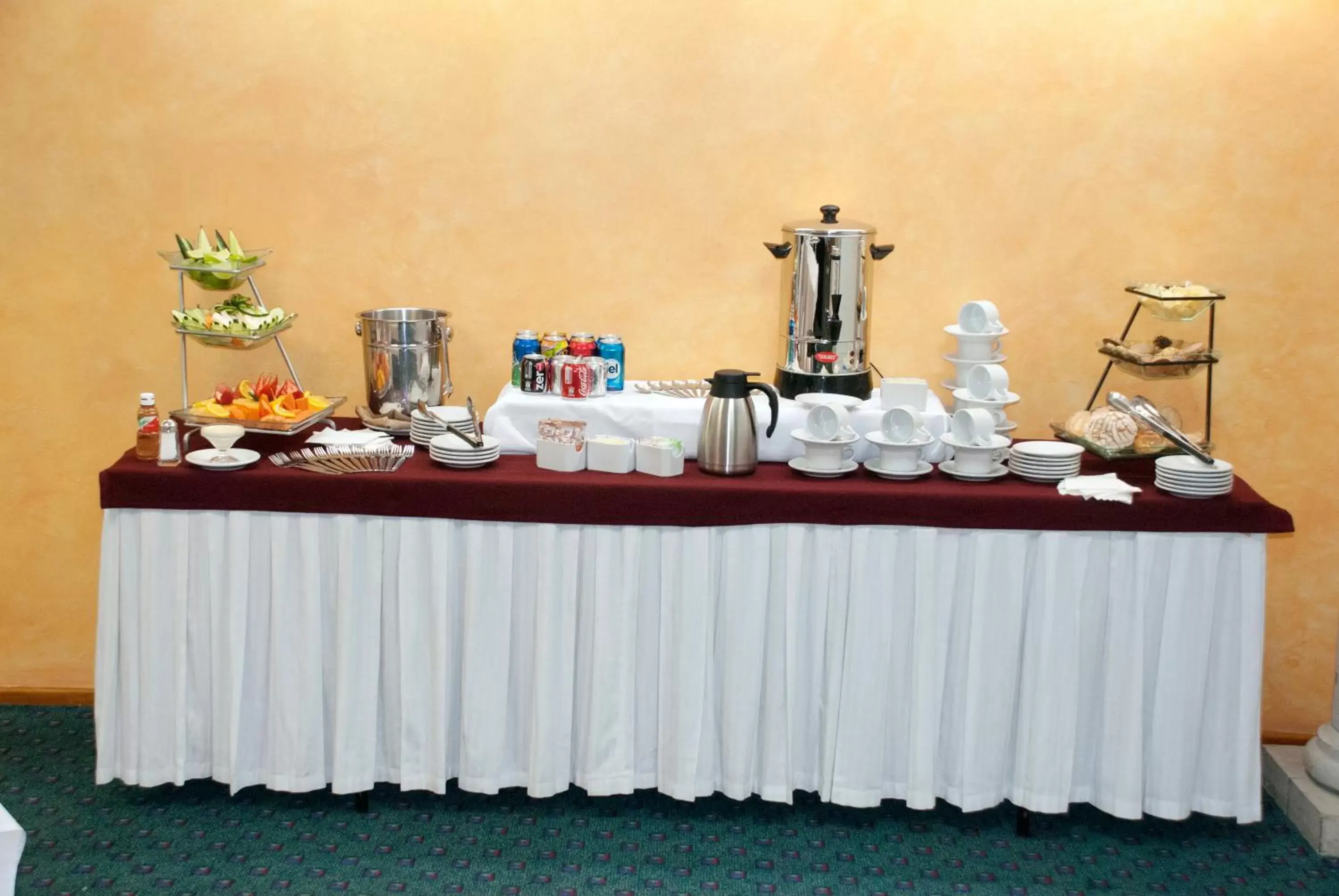 Banquet/Function facilities, Food in Hotel & Suites PF