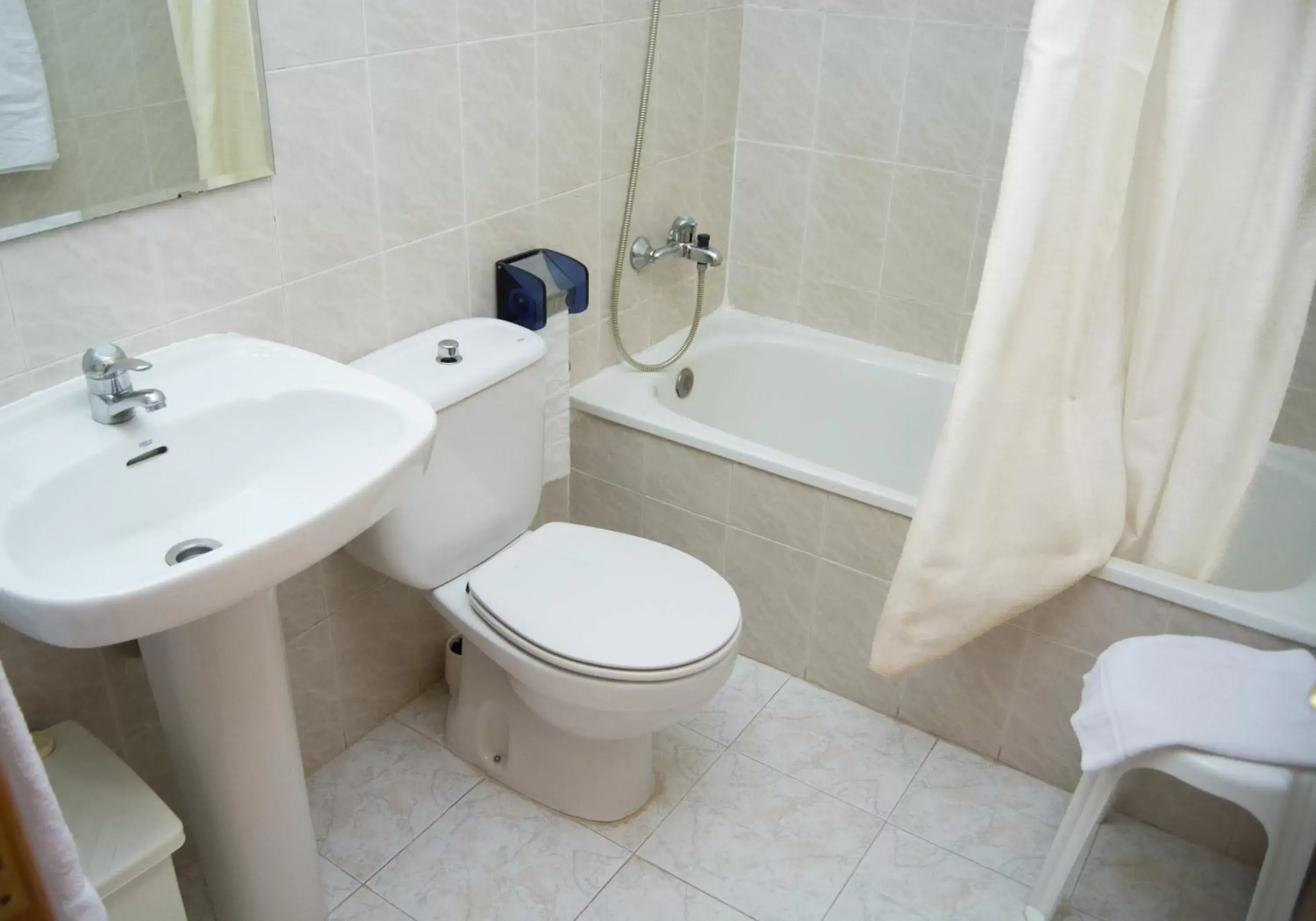 Bathroom in Hotel Nobis Salamanca