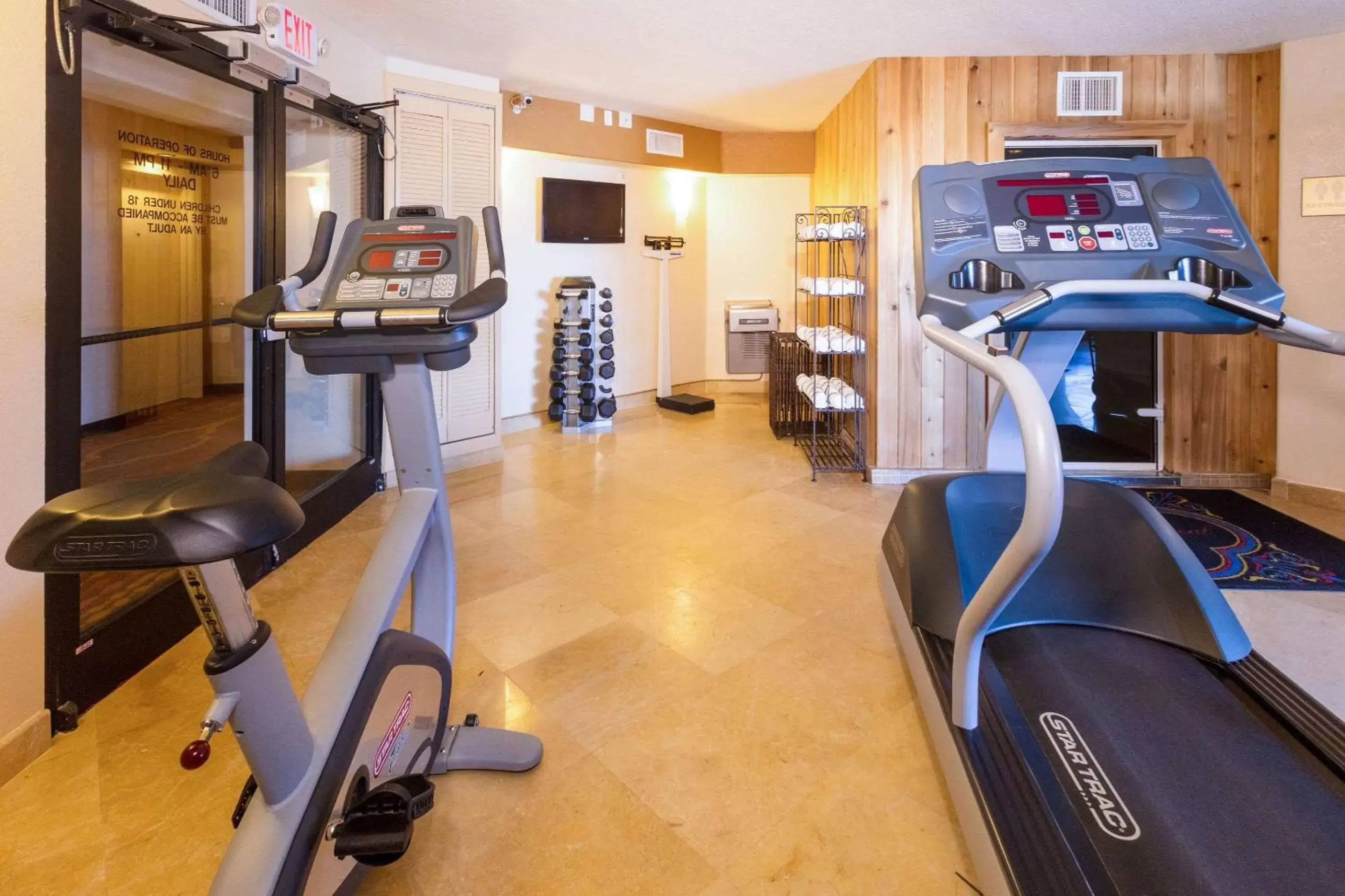 Fitness centre/facilities, Fitness Center/Facilities in Castillo Real, Ascend Hotel Collection