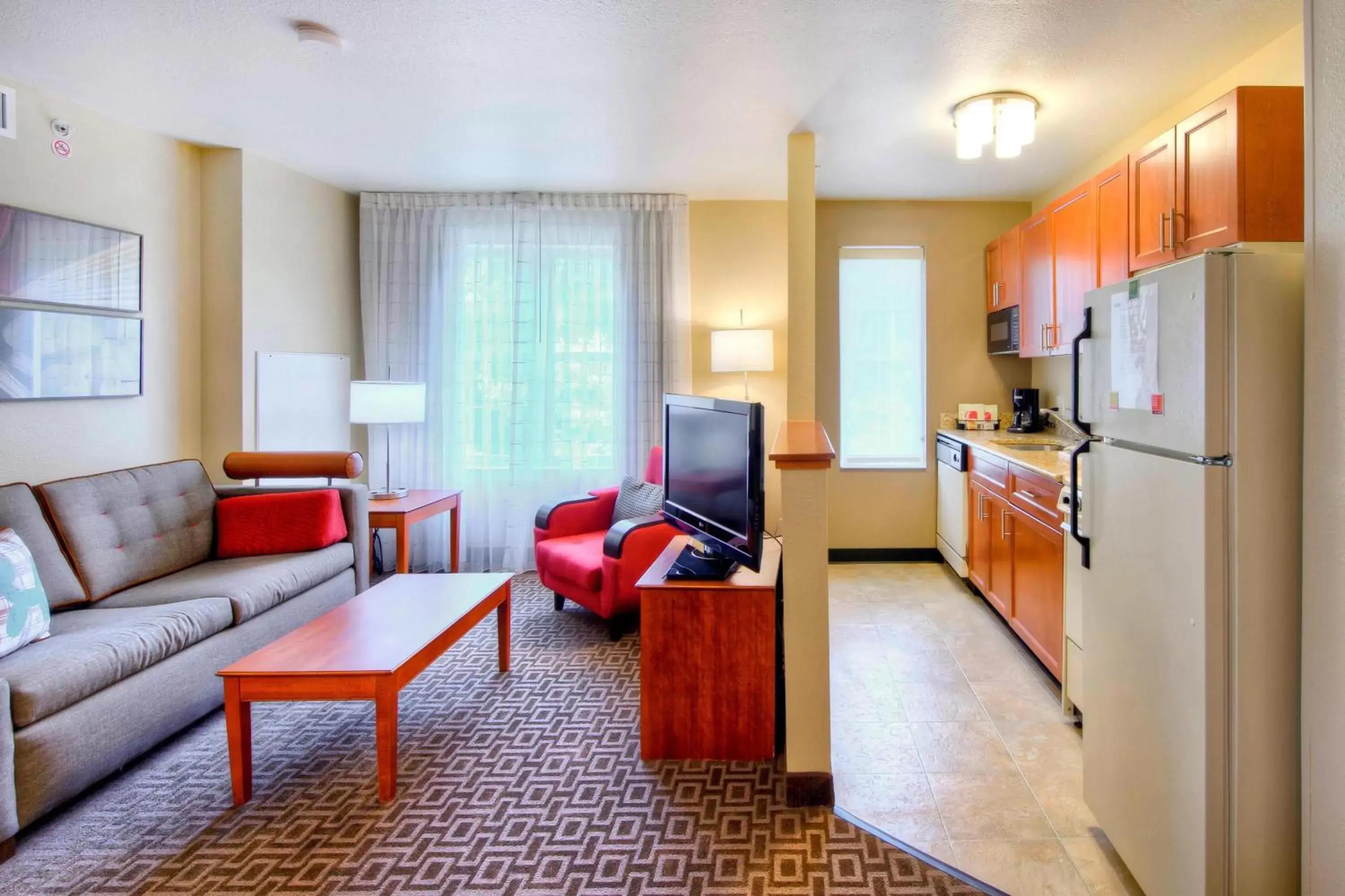 Living room, Seating Area in TownePlace Suites Raleigh Cary/Weston Parkway