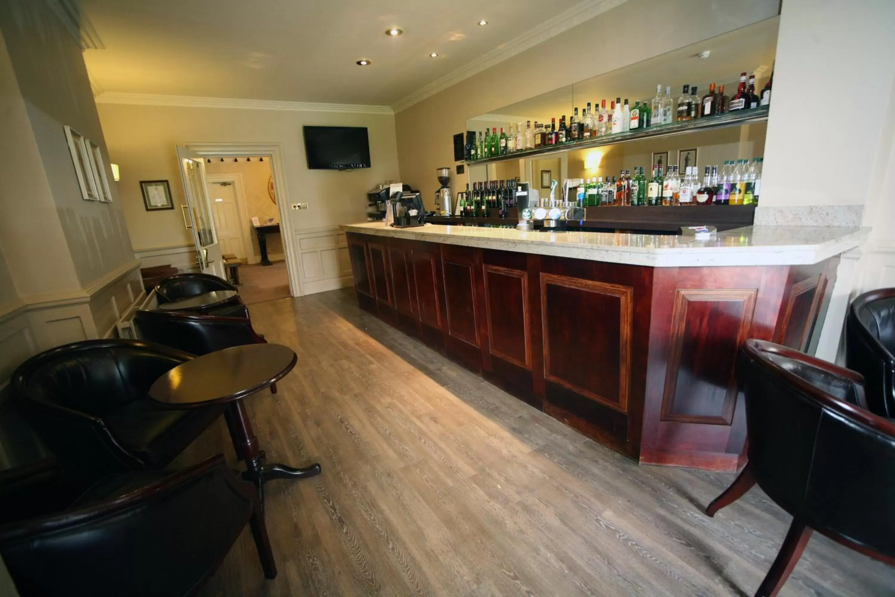 Lounge or bar, Lounge/Bar in Winchester Royal Hotel