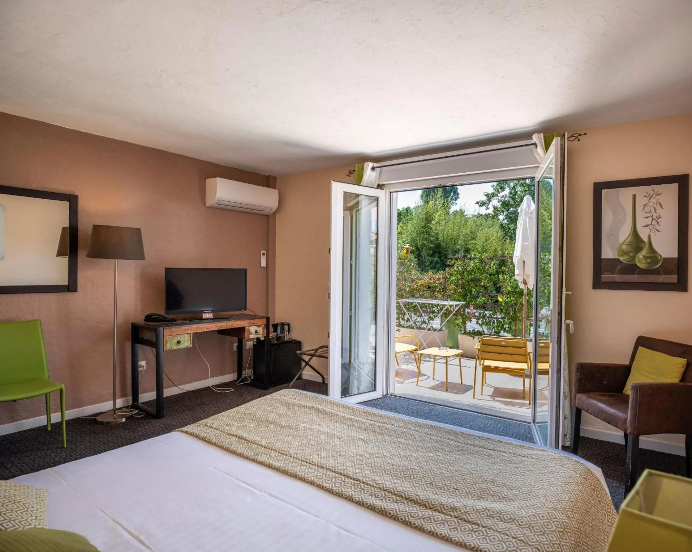 Bed in Les Bastides Saint Paul