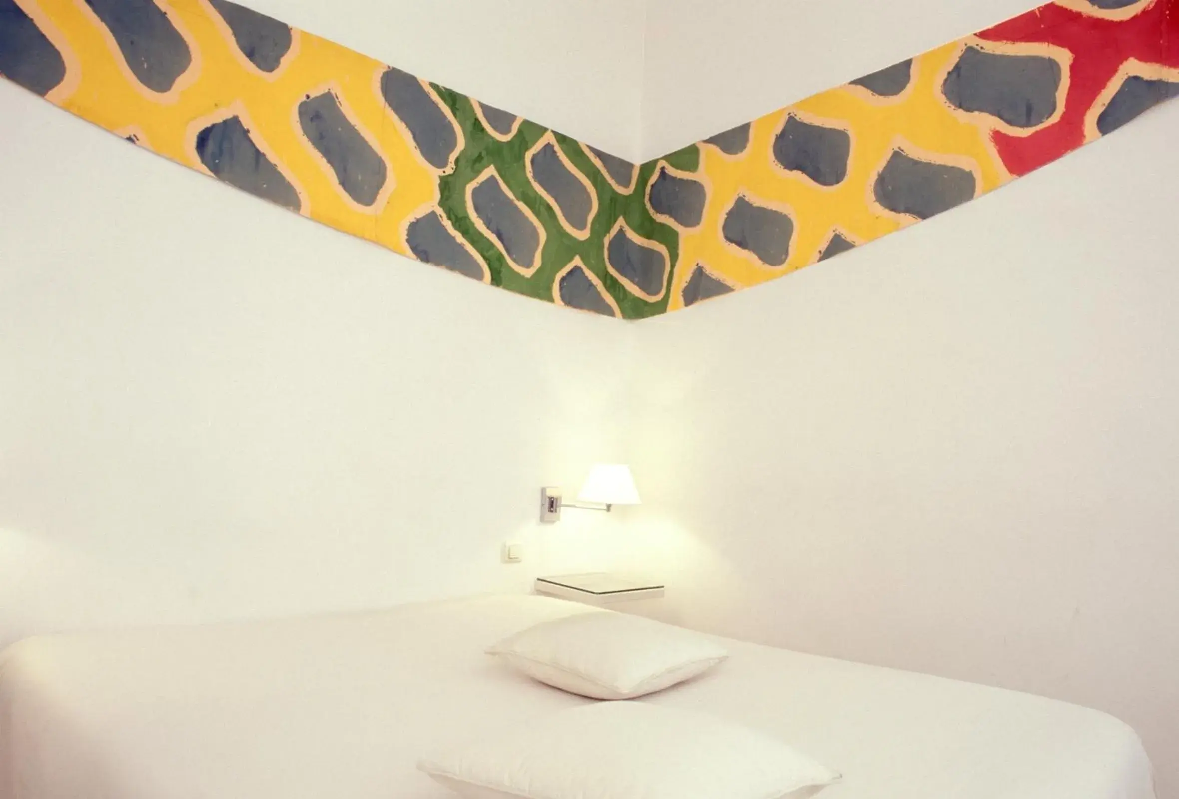 Decorative detail, Bed in Le Windsor, Jungle Art Hotel