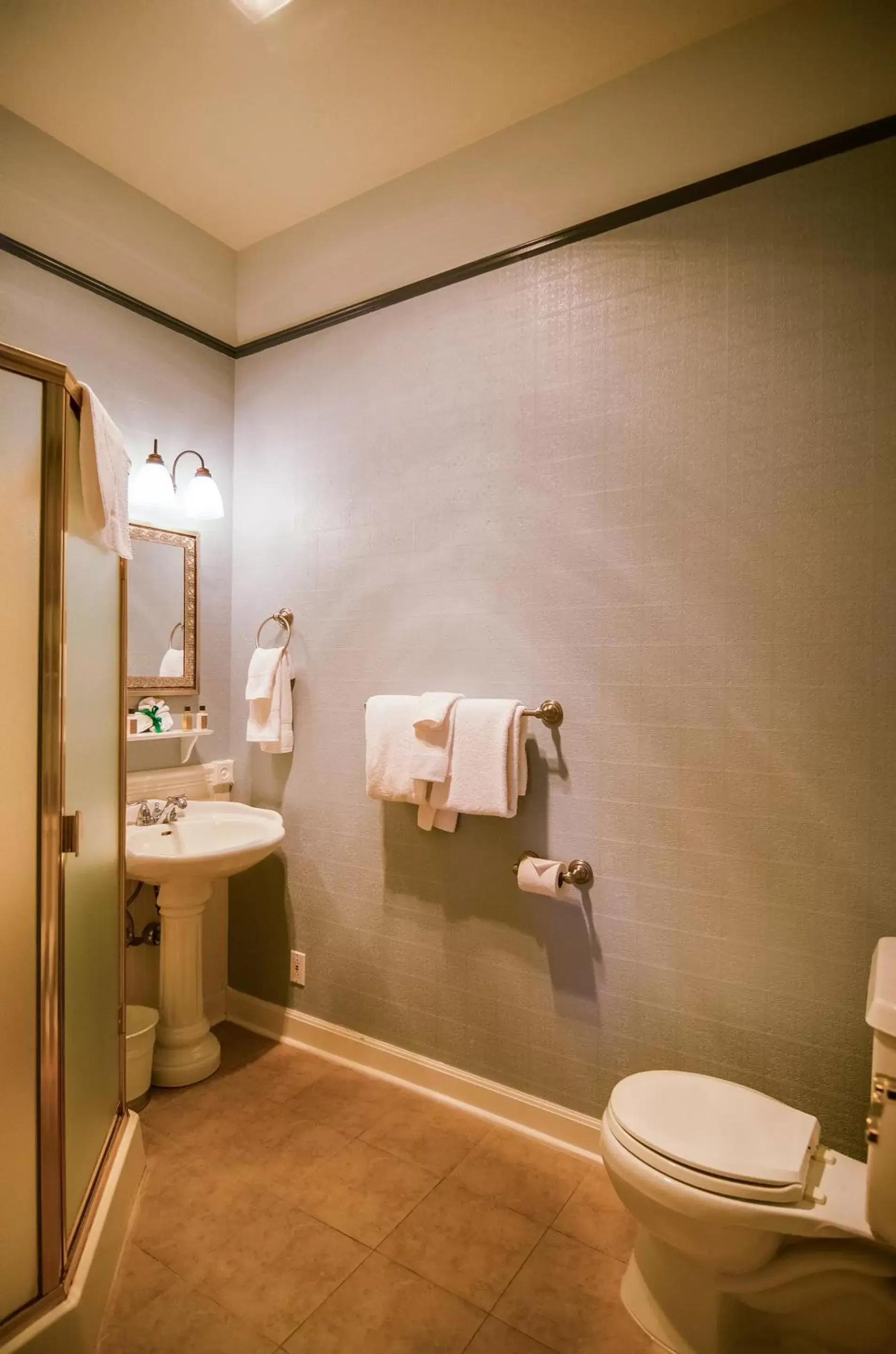 Bathroom in The Campbell House Inn