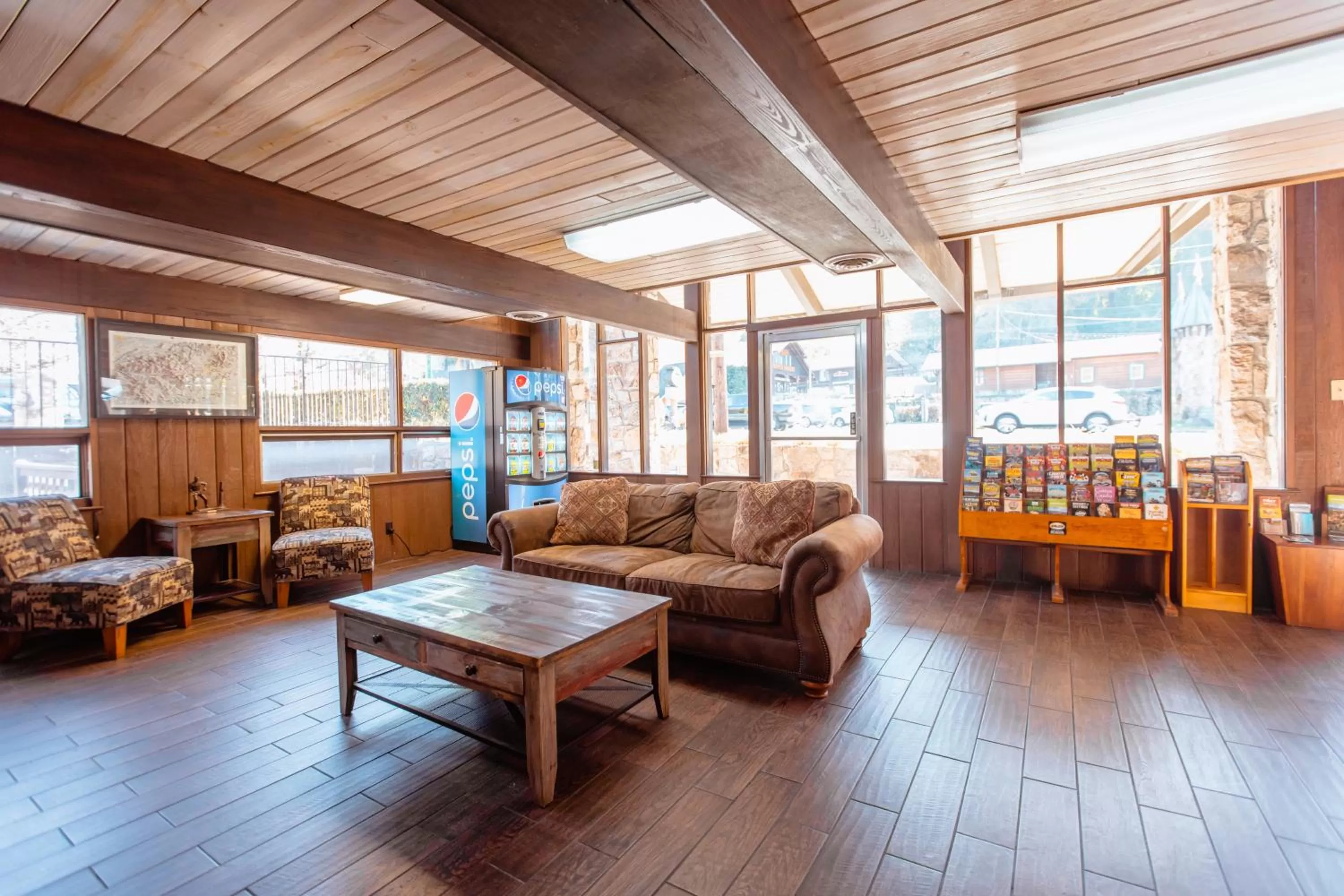 Living room in Brookside Lodge