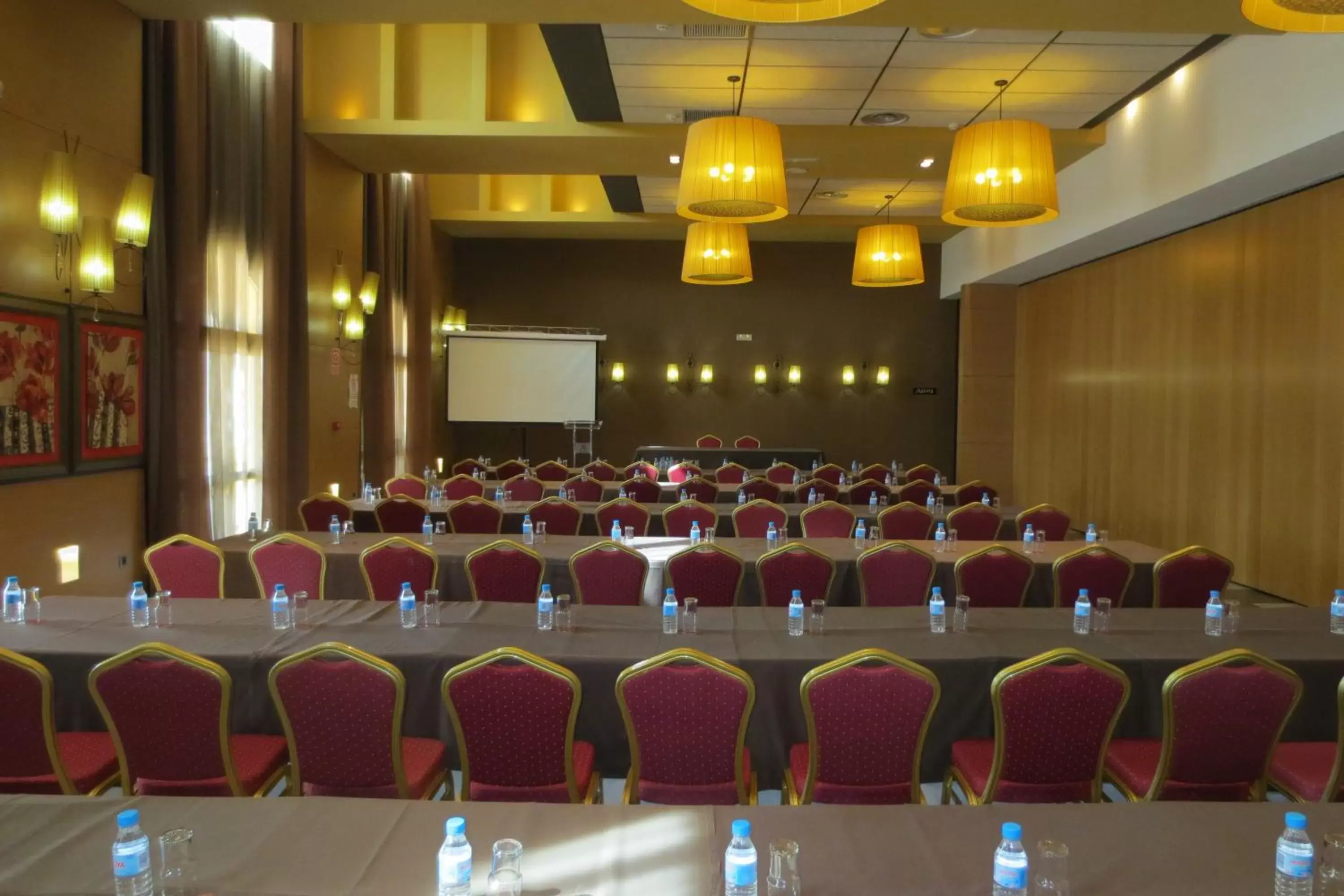 Business facilities in Hospedium Hotel Cortijo Santa Cruz