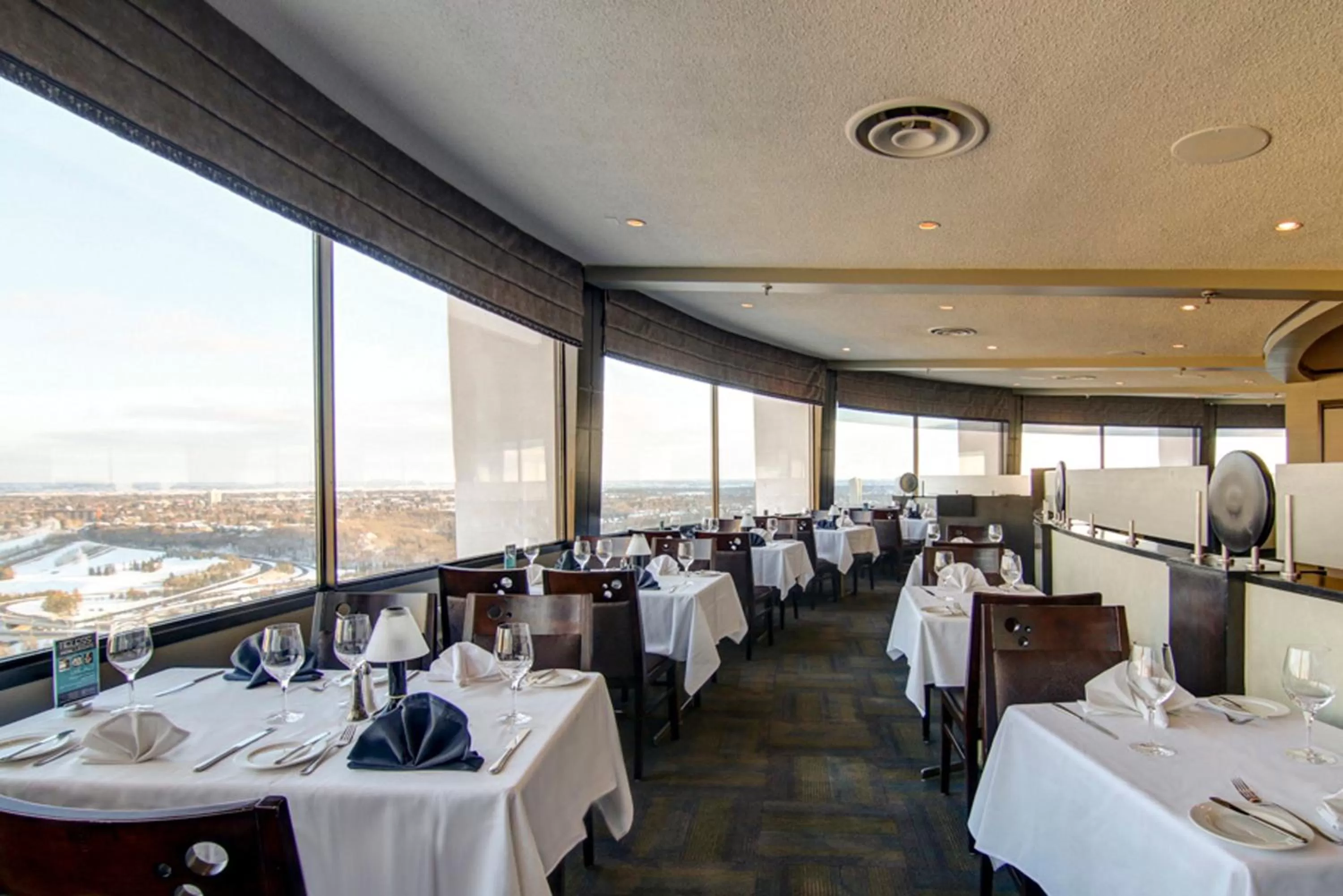 Restaurant/places to eat in Chateau Lacombe Hotel