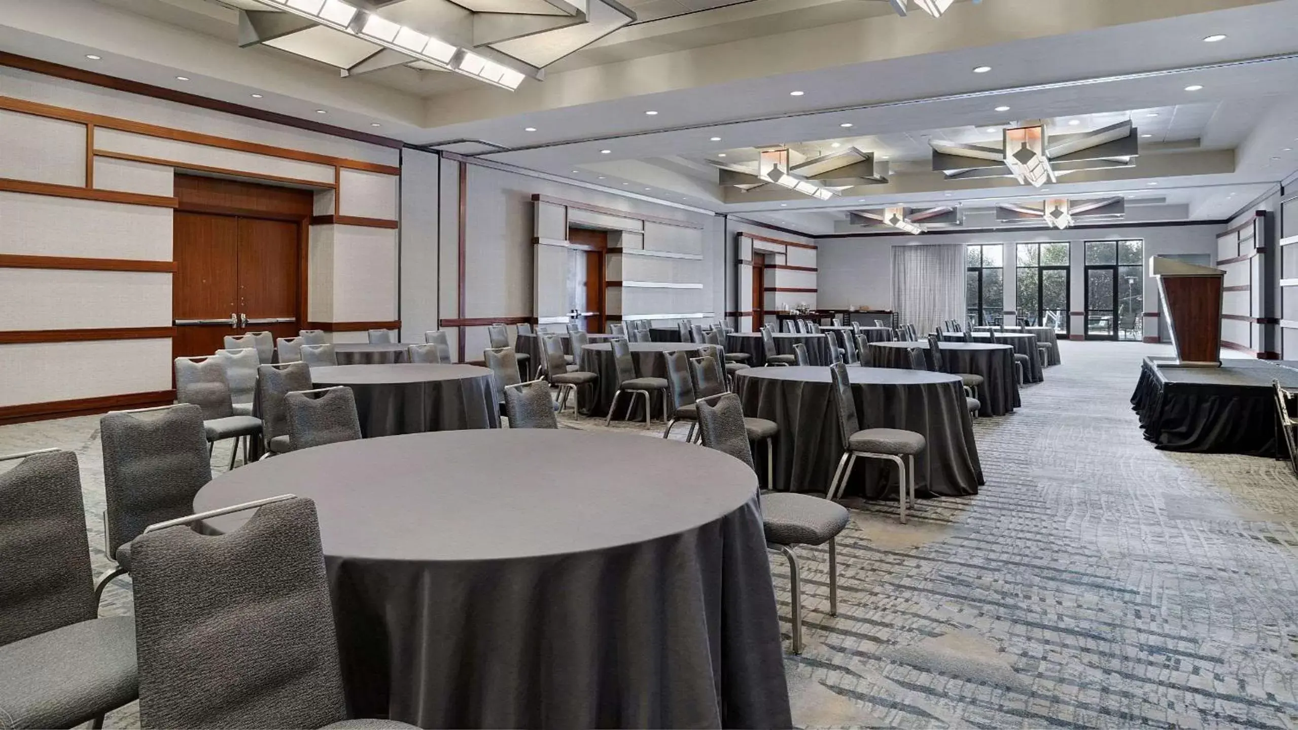 Meeting/conference room, Restaurant/Places to Eat in Hyatt Regency DFW International Airport