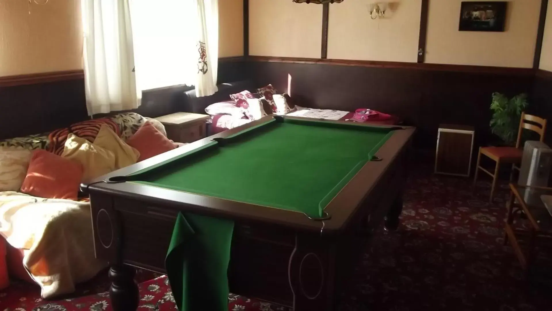 Game Room, Billiards in Jasmine House