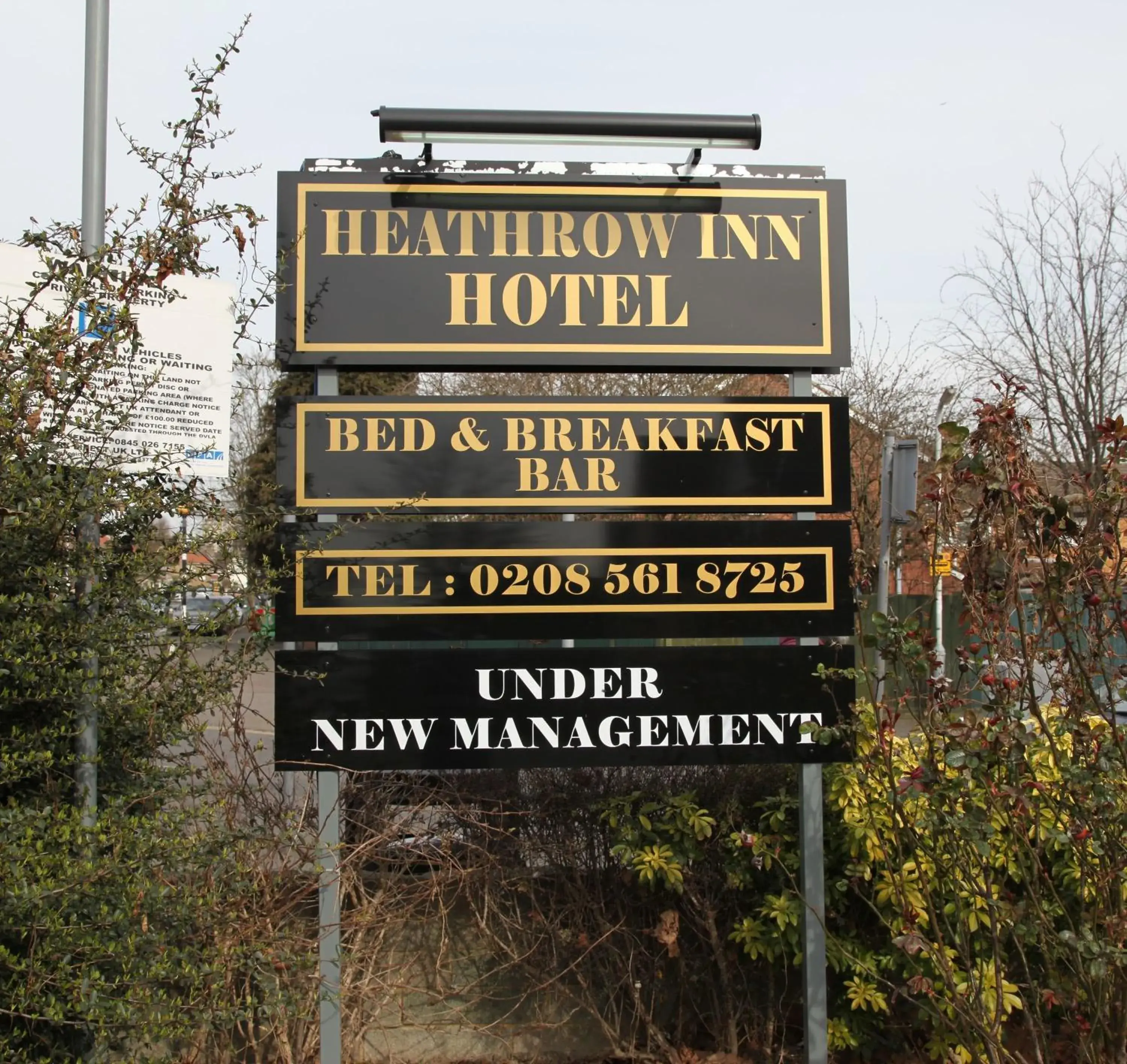 Property logo or sign in Heathrow Inn Hotel