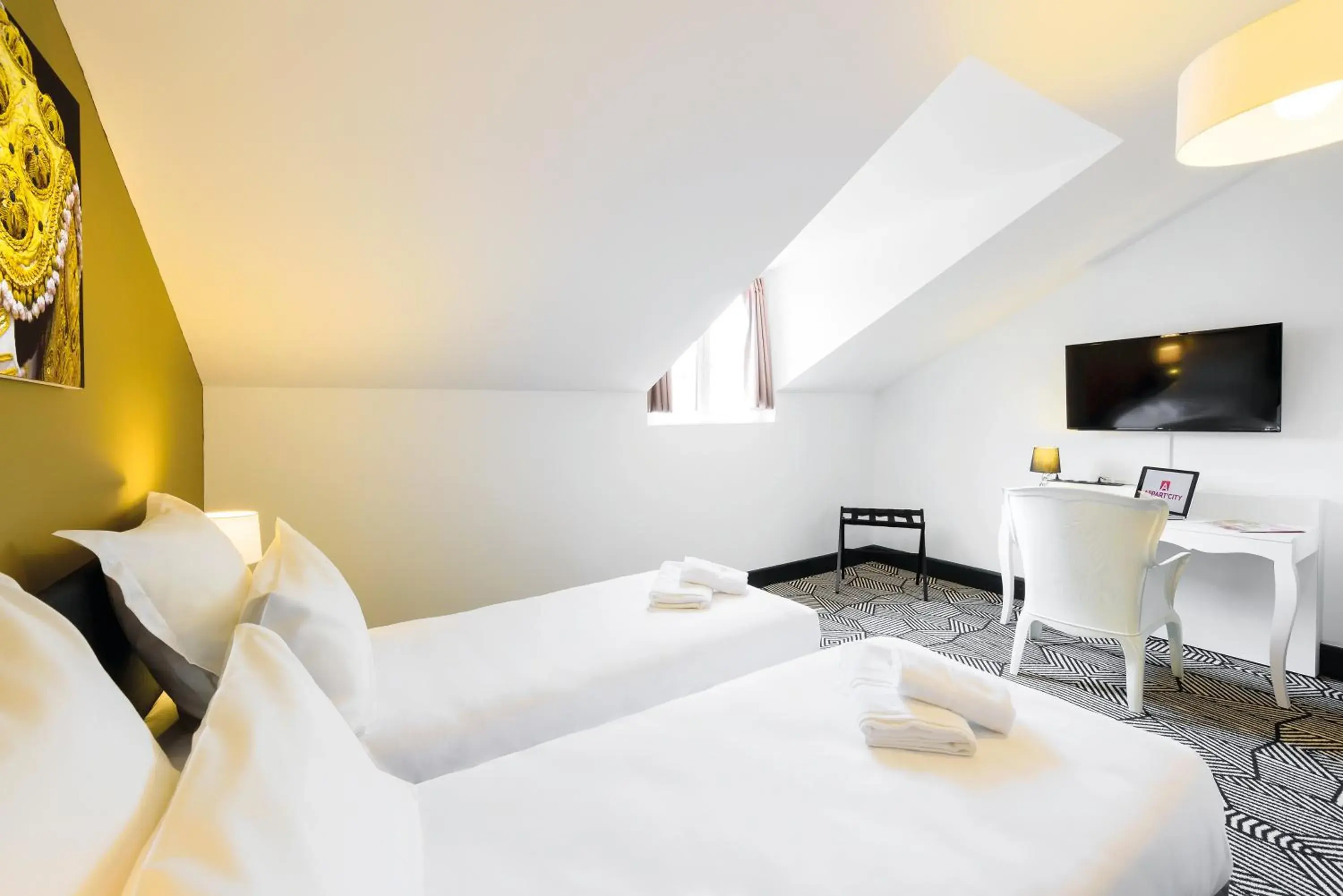 Bed, Room Photo in Appart City Nimes Arenes