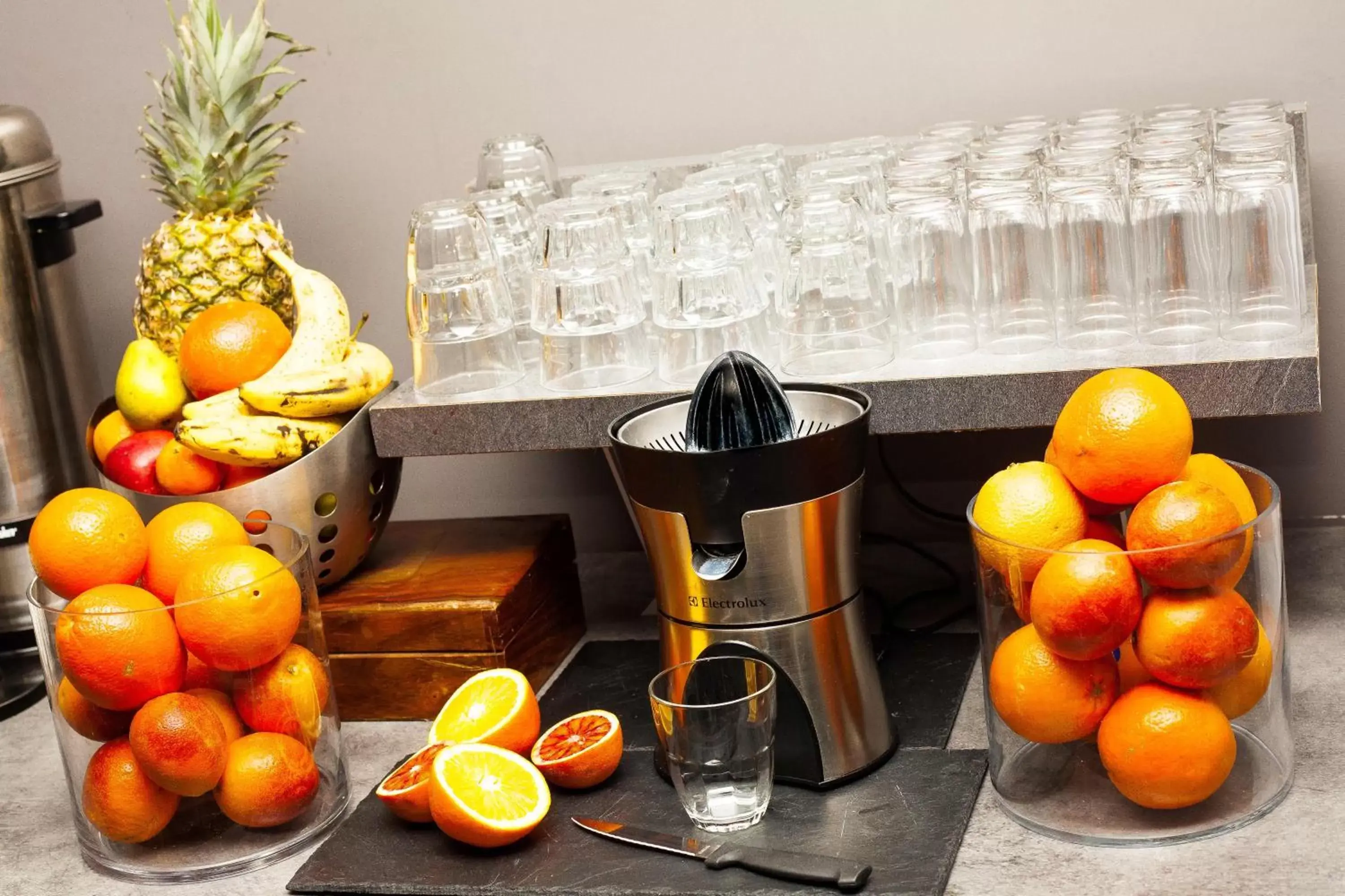 Coffee/tea facilities in The Originals City, Hôtel Les Dômes, Perpignan Sud Saleilles