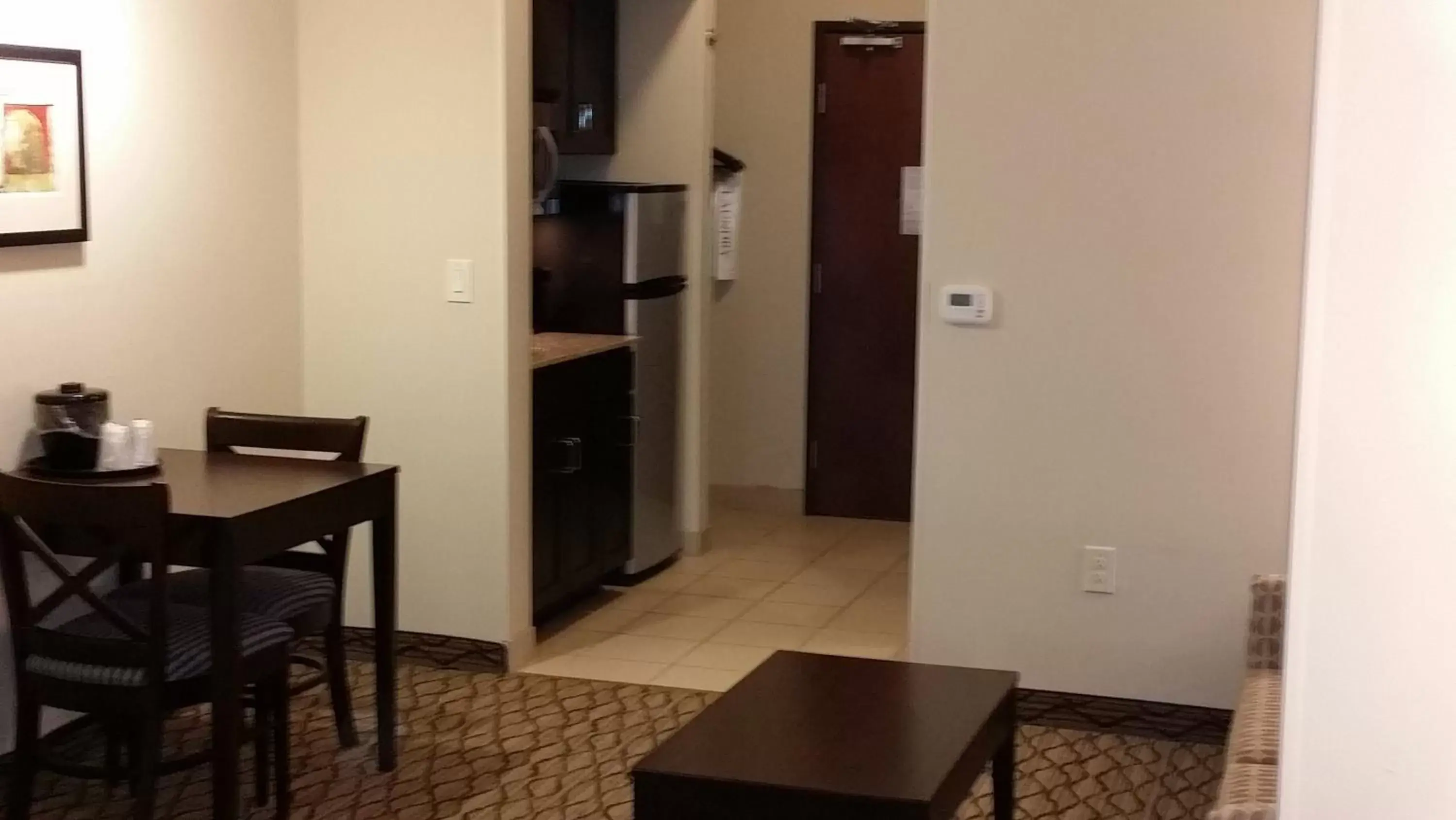 Photo of the whole room, TV/Entertainment Center in Holiday Inn Express & Suites Deming Mimbres Valley, an IHG Hotel