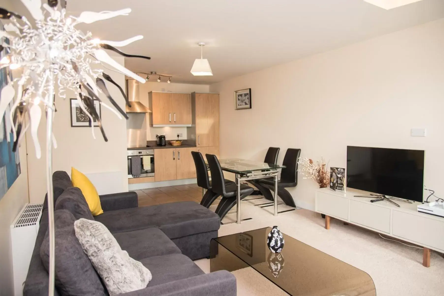 One-Bedroom Apartment in Dazzon Apartments - HUB - Central MK One-Bedroom Apartment in Dazzon Apartments - HUB - Central MK