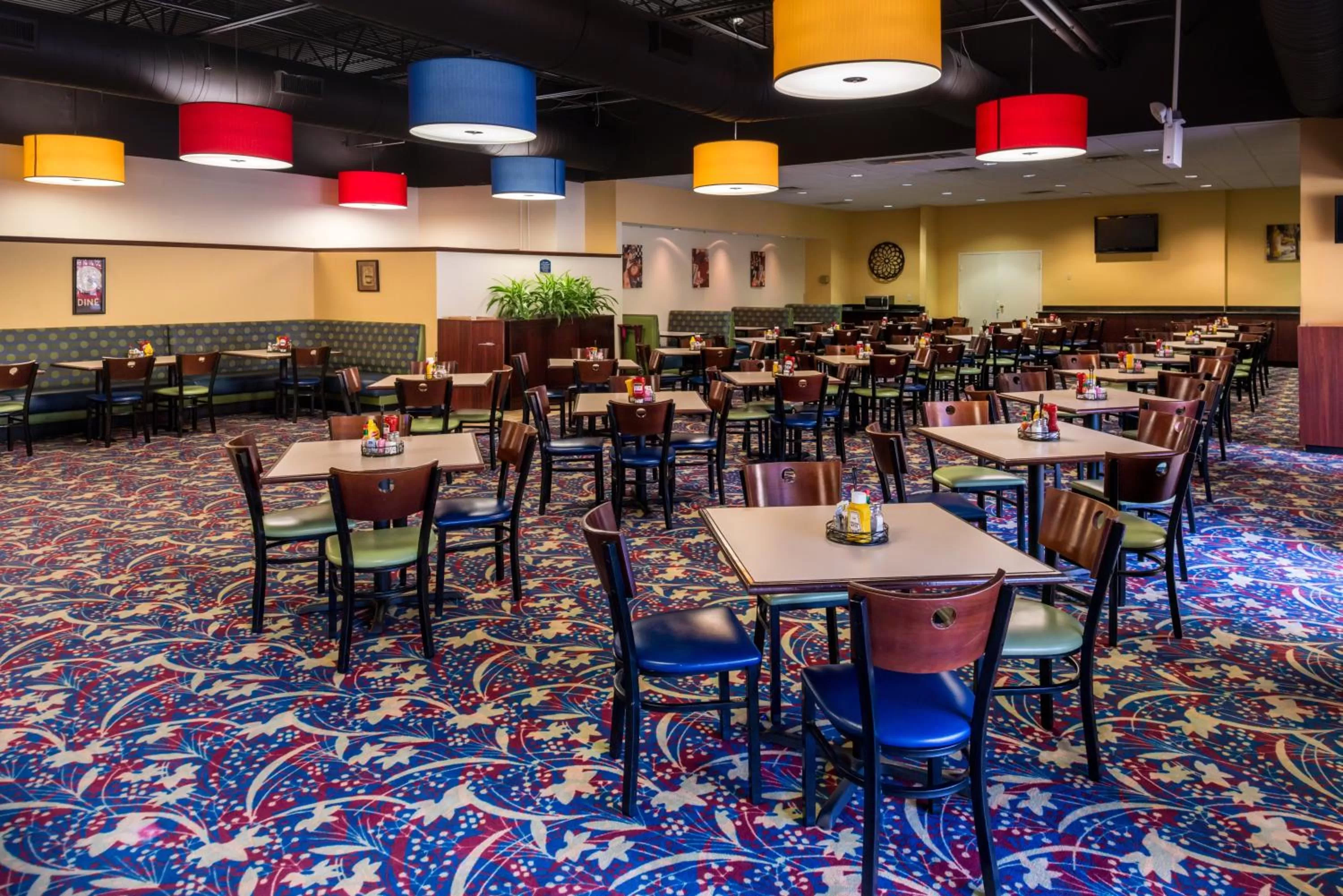 Restaurant/places to eat in Holiday Inn & Suites Orlando SW - Celebration Area by IHG