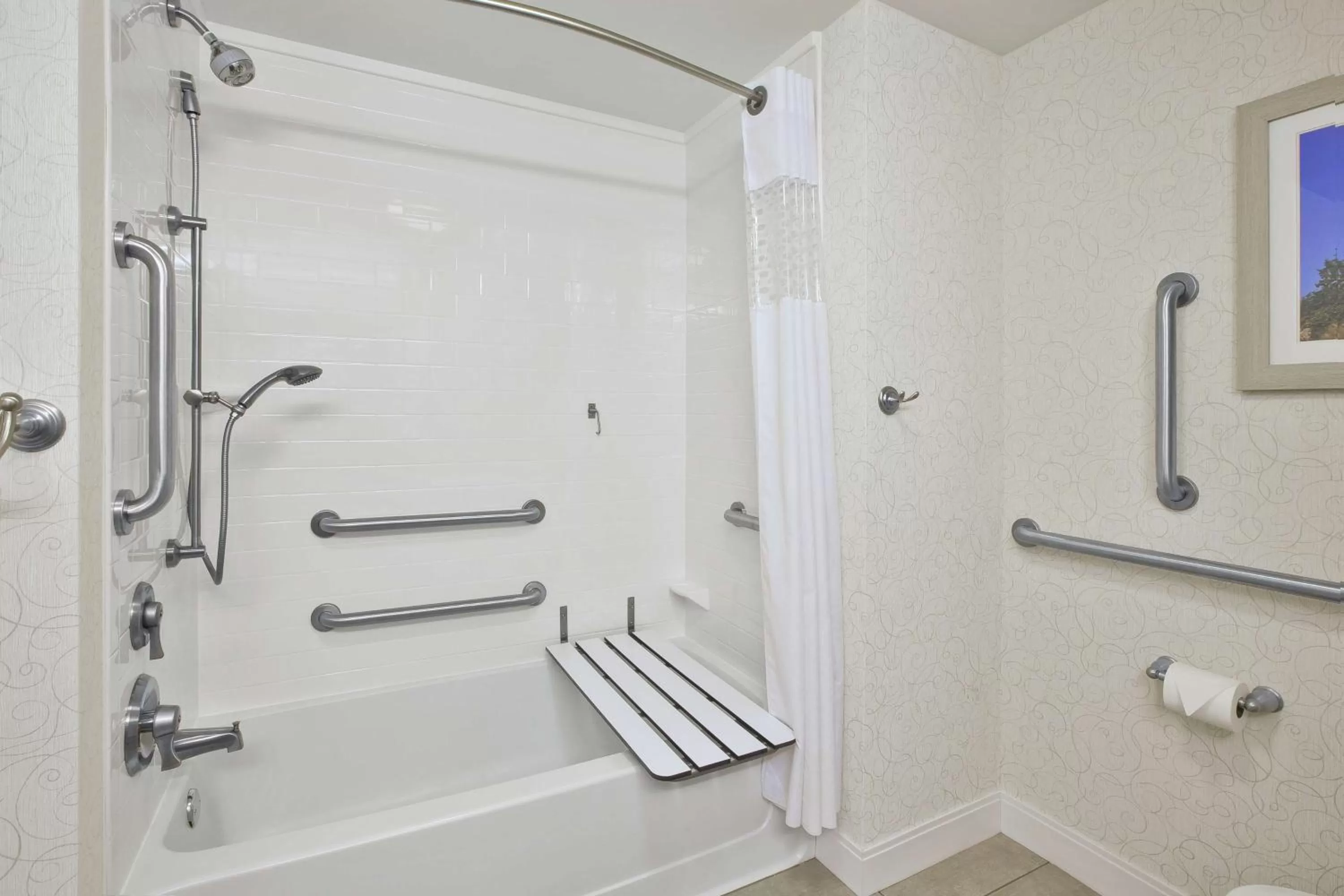 Bathroom in Hampton Inn Bar Harbor