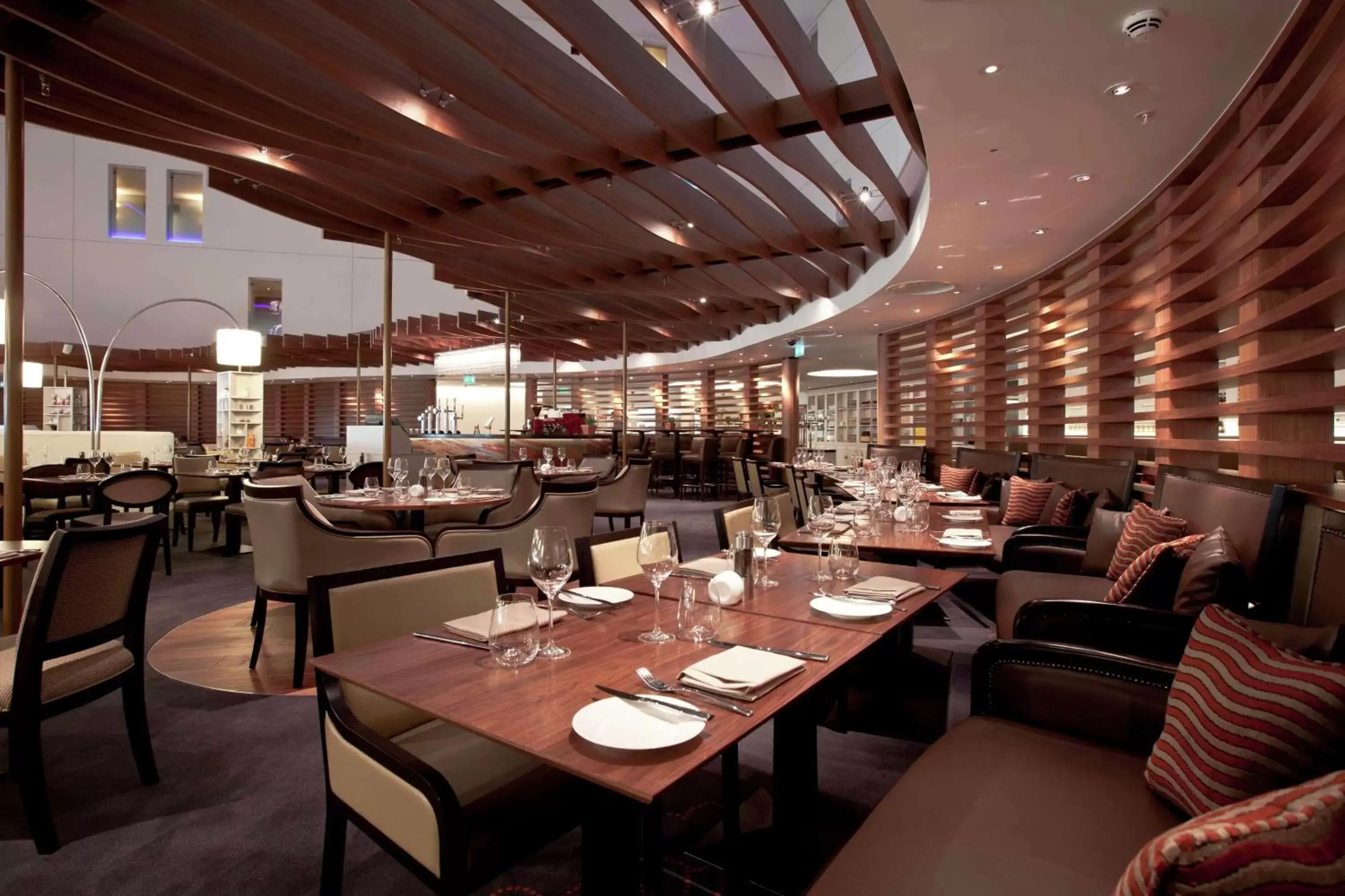 Restaurant/Places to Eat in Hilton London Heathrow Airport Terminal 5