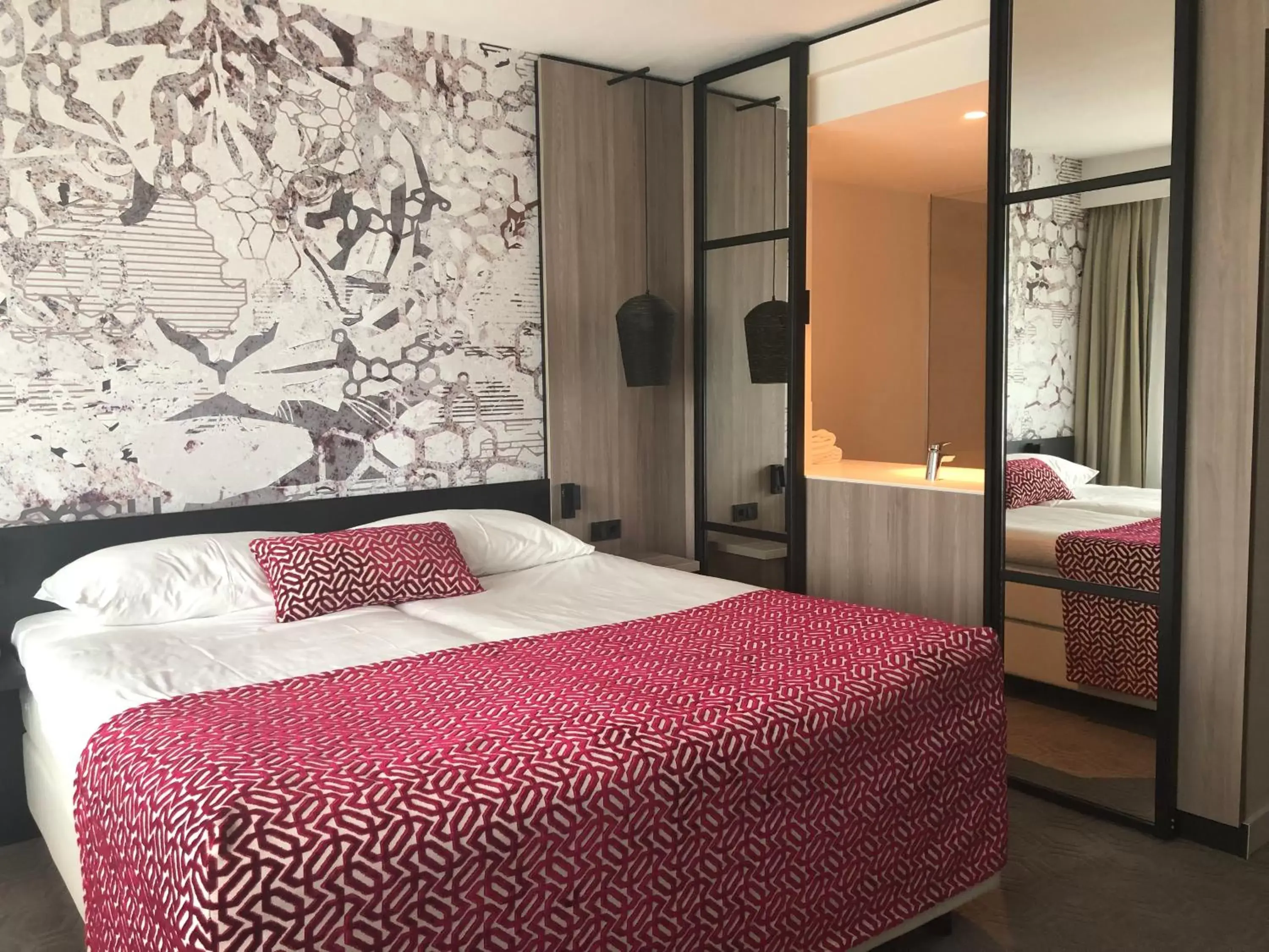 Comfort Twin Room in Hotel Van der Valk Maastricht