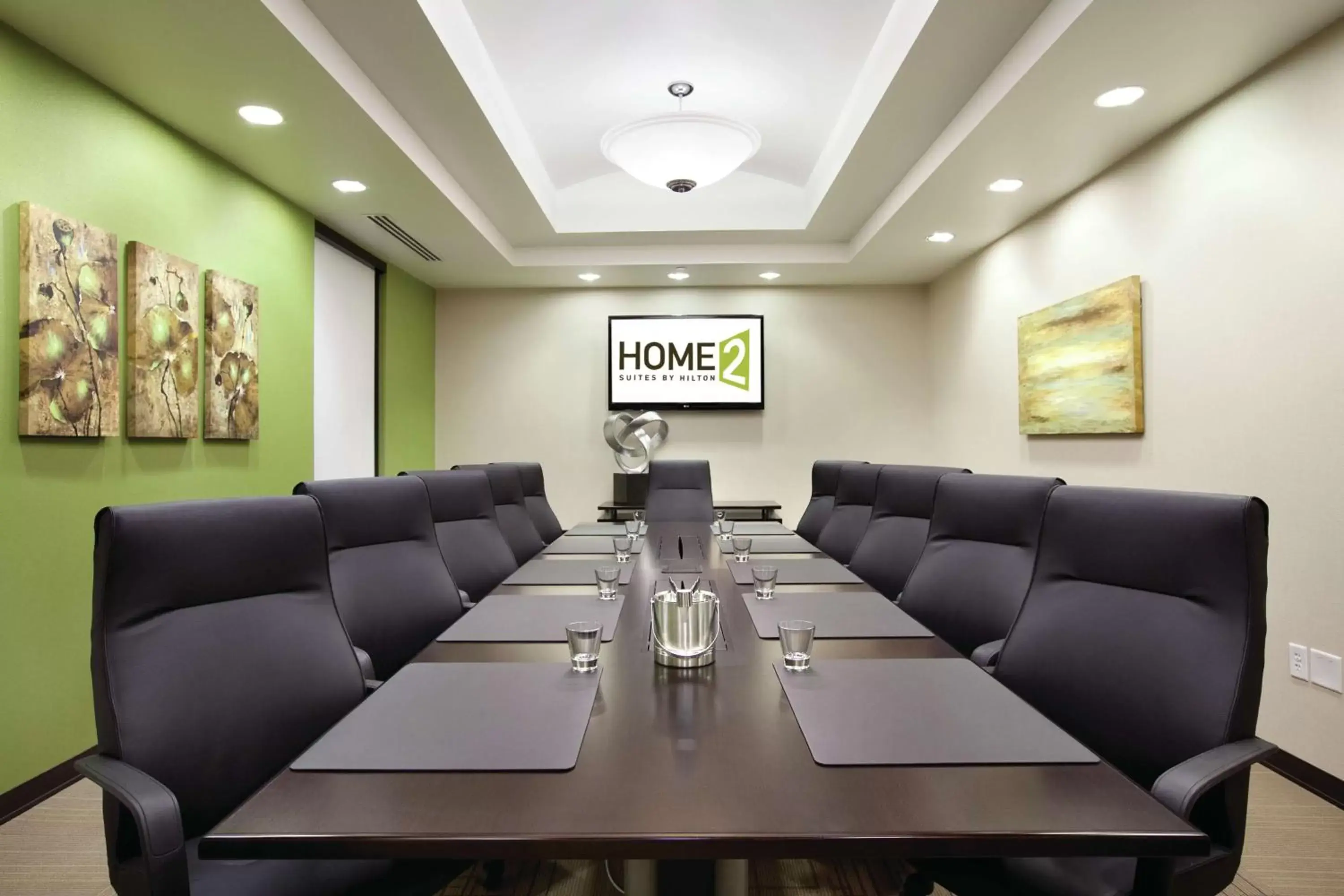 Meeting/conference room in Home2 Suites by Hilton Salt Lake City/Layton