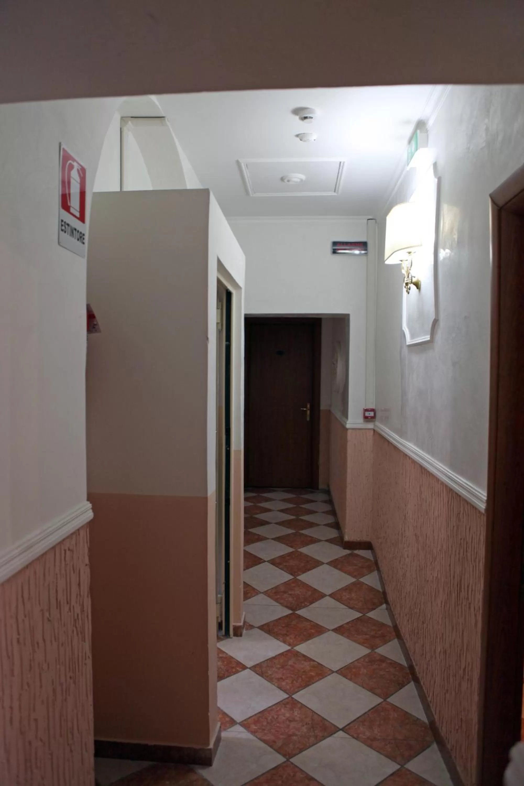 Facade/entrance in Hotel Hollywood