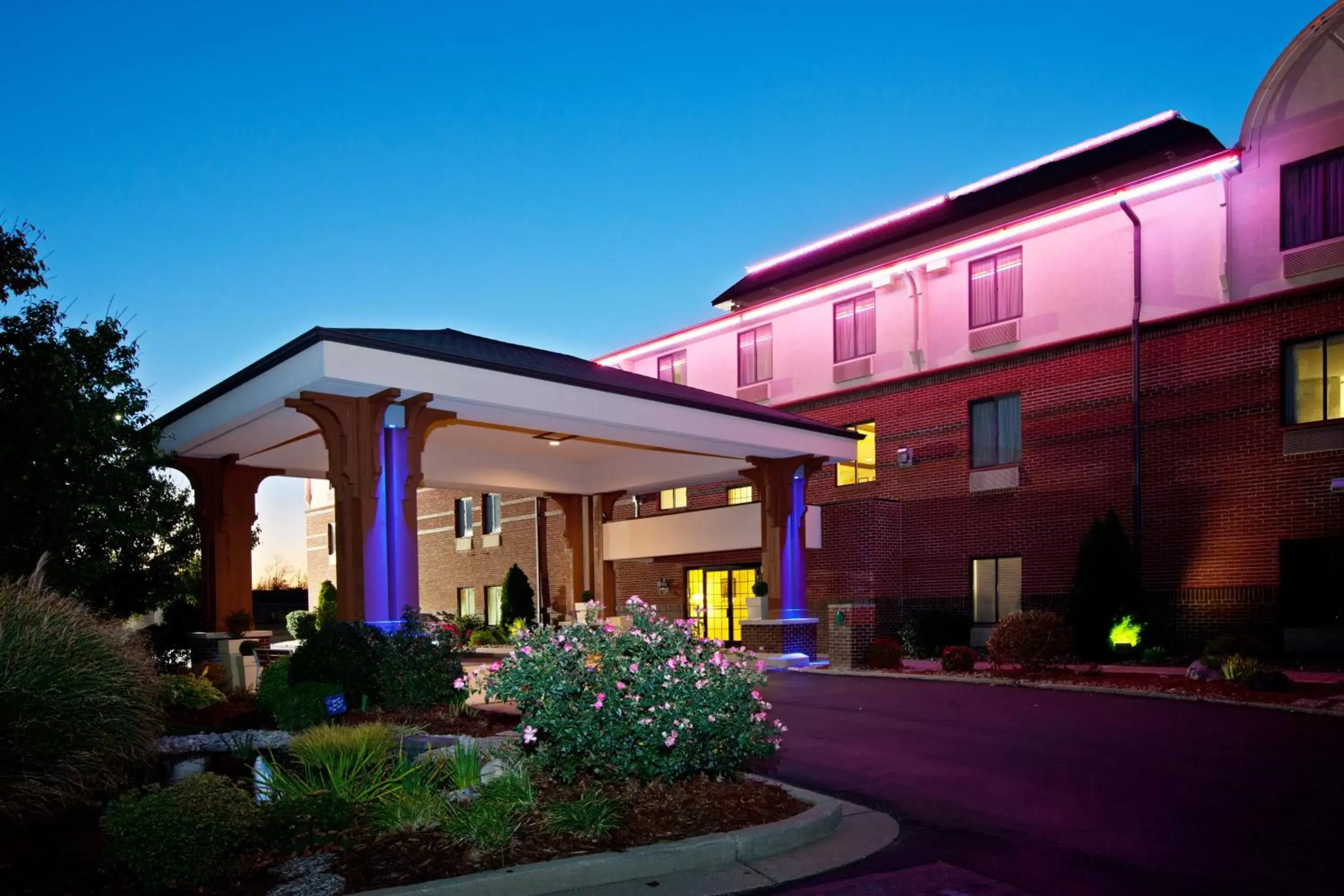 Property Building in Holiday Inn Express Corydon, an IHG Hotel