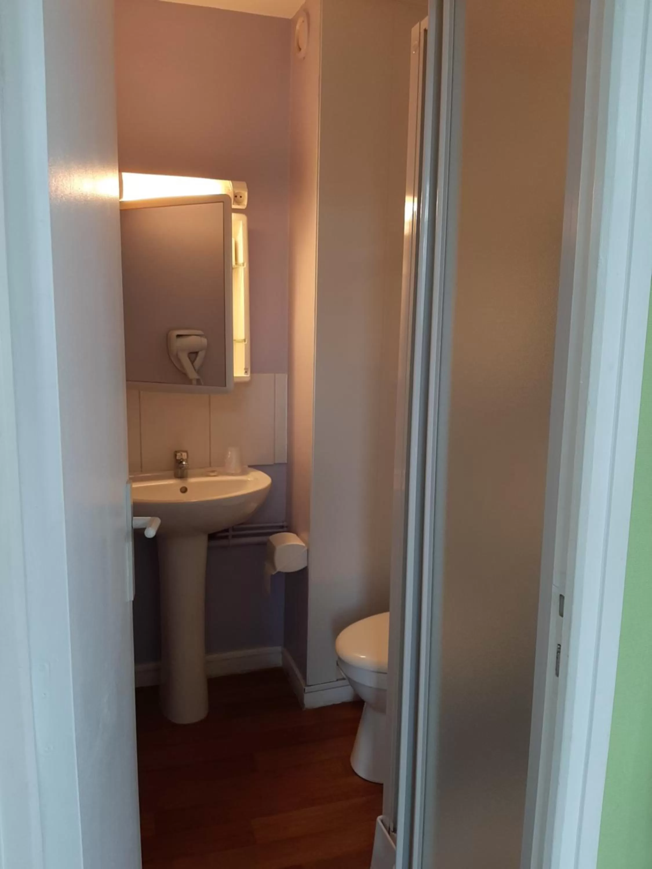 Bathroom in Le Royalty