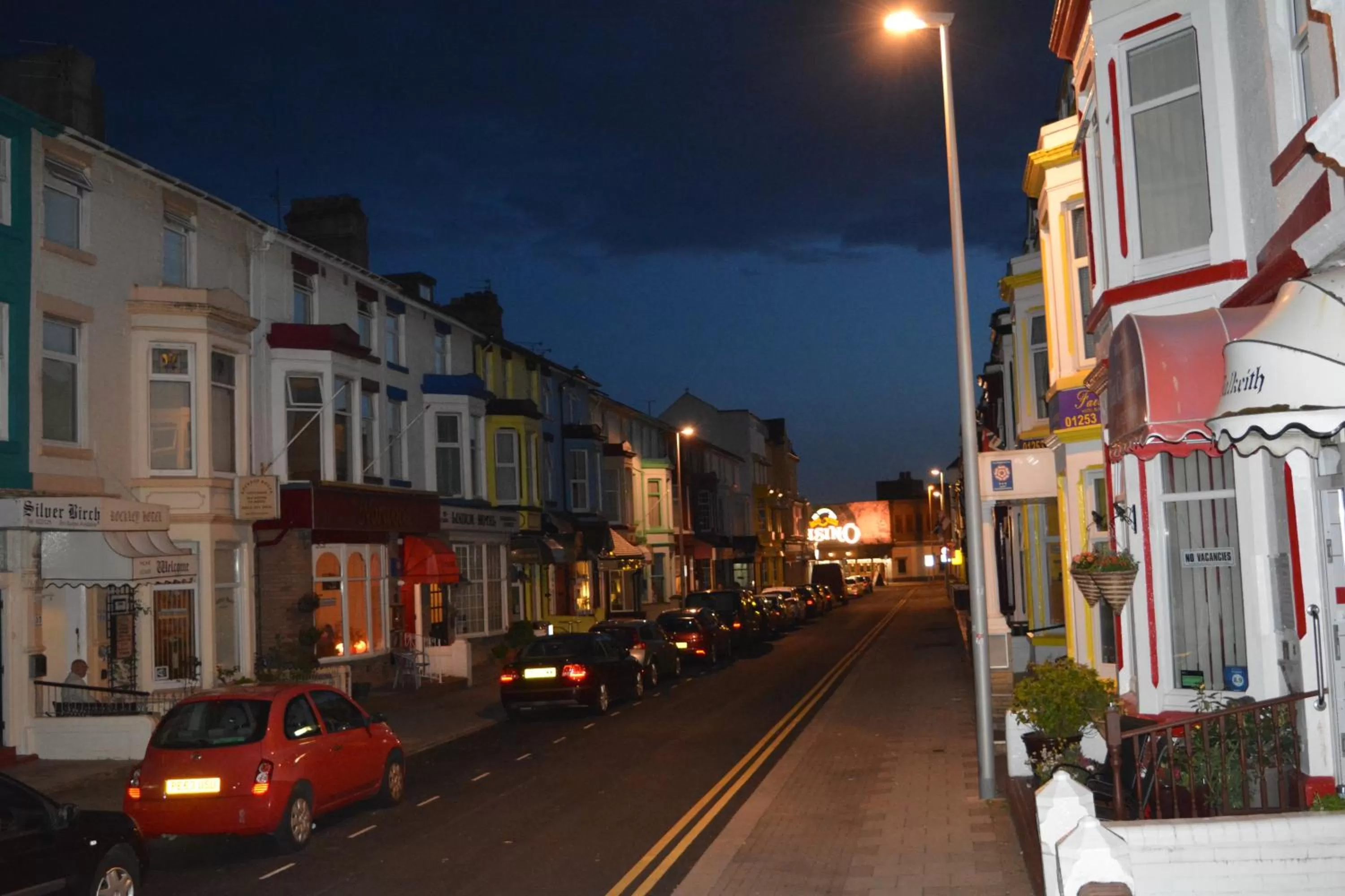 Neighbourhood in Wilsons Hotel - Blackpool Tower View