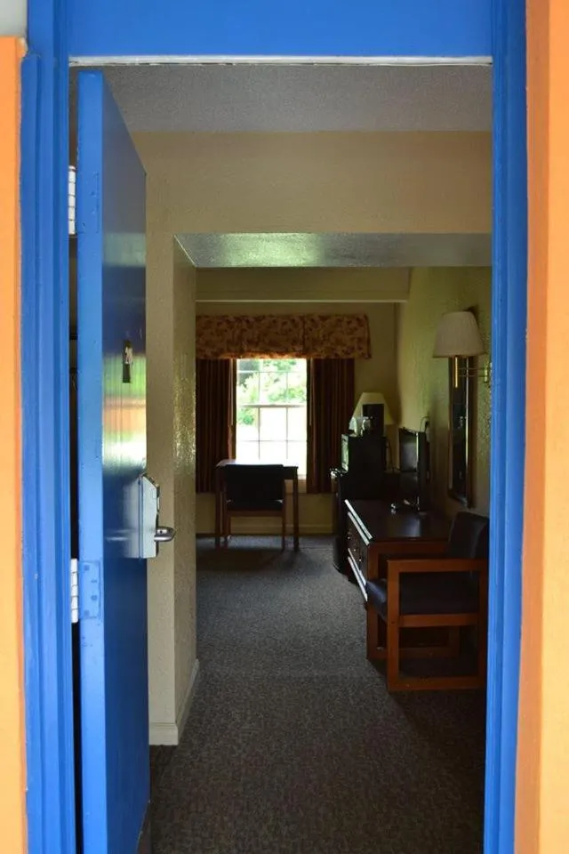 Property building in Americas Best Value Inn Smithfield