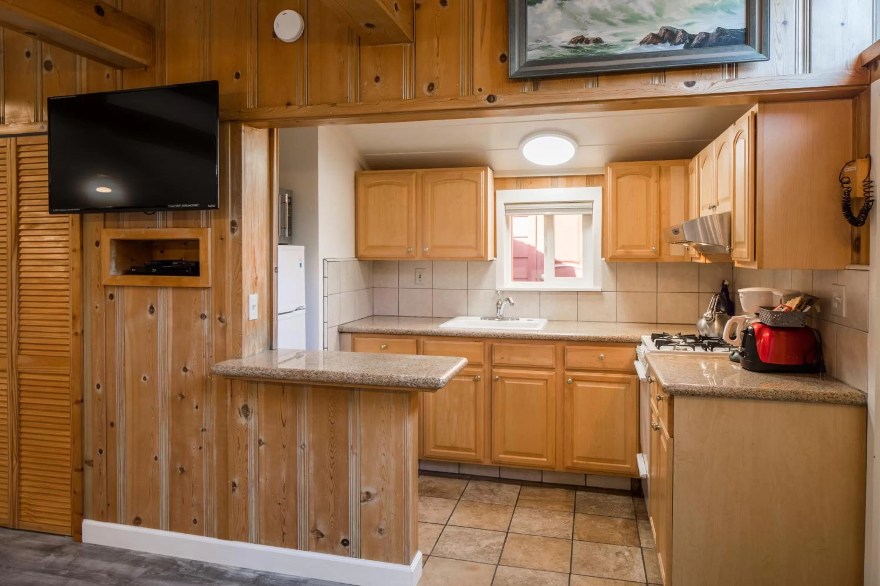 Kitchen or kitchenette in Andril Fireplace Cottages
