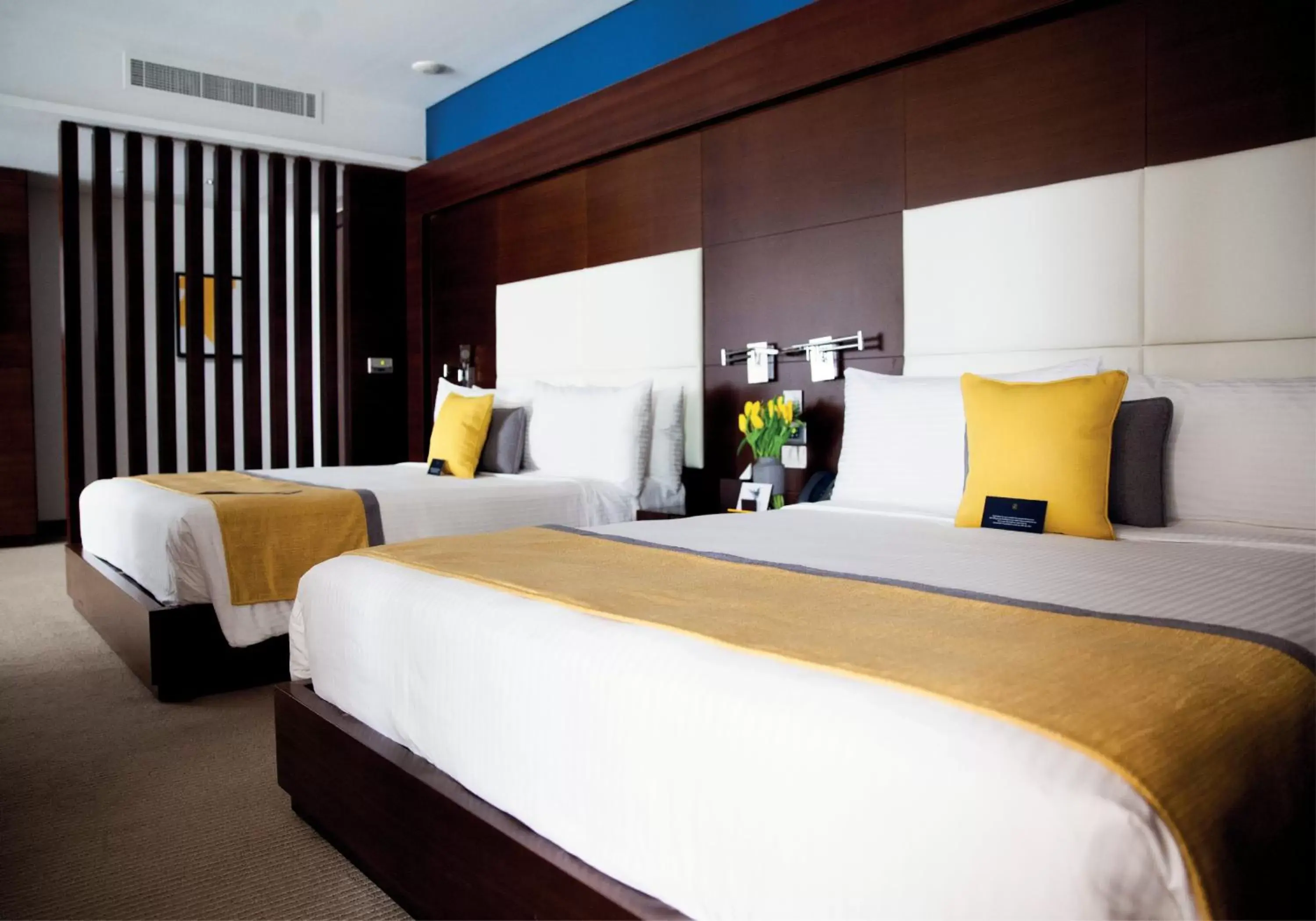 Photo of the whole room, Bed in voco Dubai, an IHG Hotel