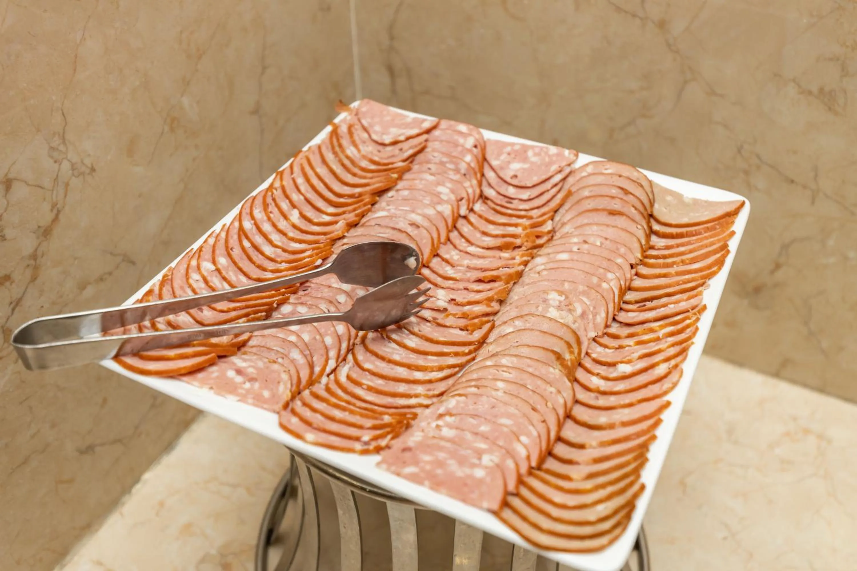 Restaurant/places to eat in Paris Luxury Hotel & Apartment Nha Trang