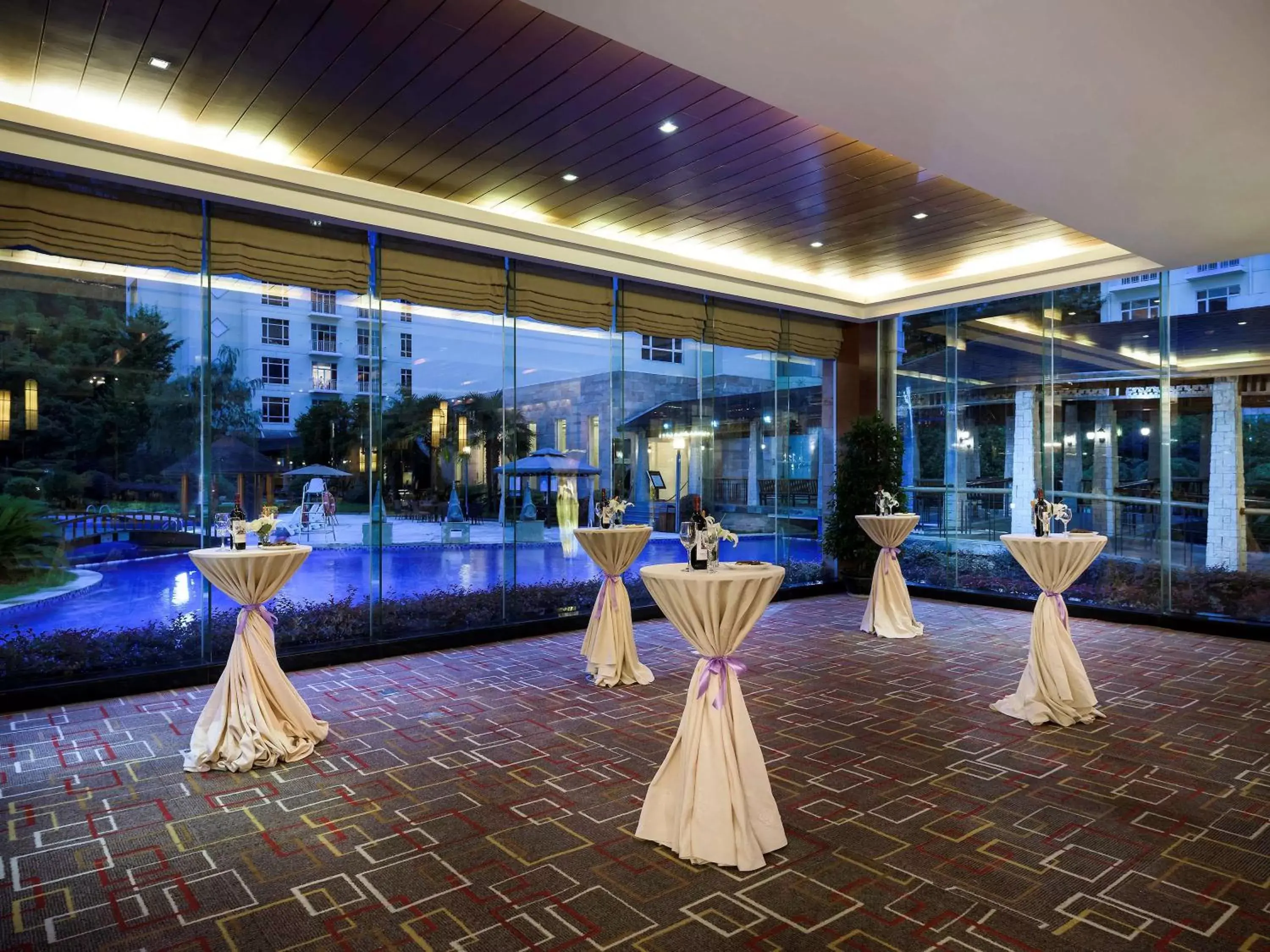 Restaurant/places to eat in Pullman Zhangjiajie Hotel - Instagrammable Restaurant/places to eat in Pullman Zhangjiajie Hotel - Instagrammable