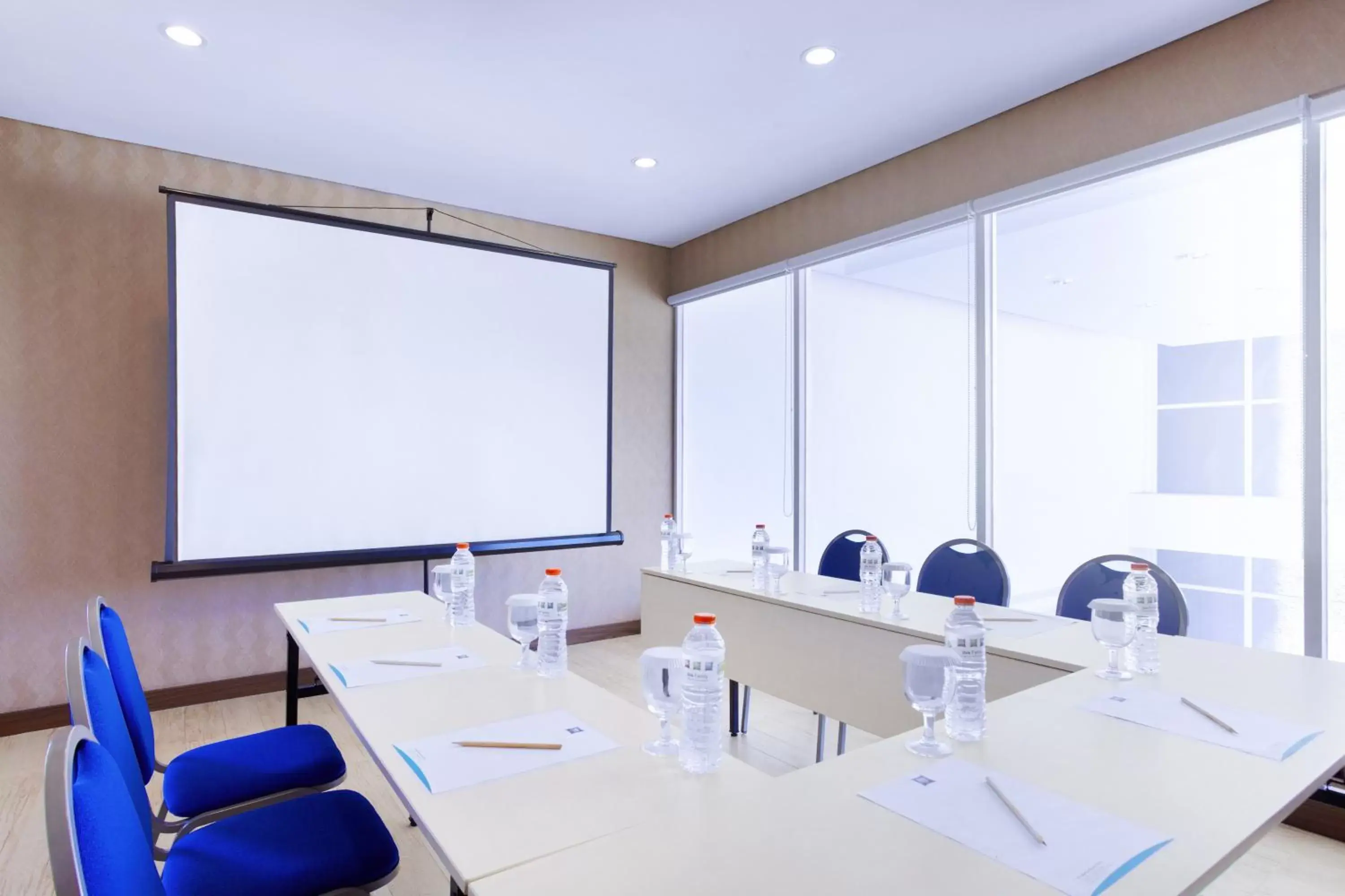 Meeting/conference room in Ibis Budget Bandung Asia Afrika