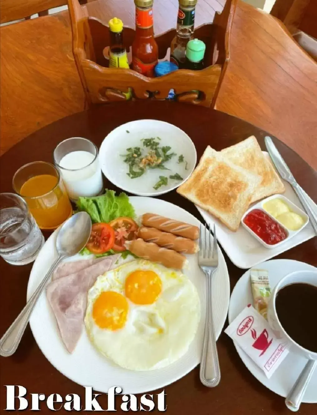 Breakfast in Koh Chang Bailan Beach Resort