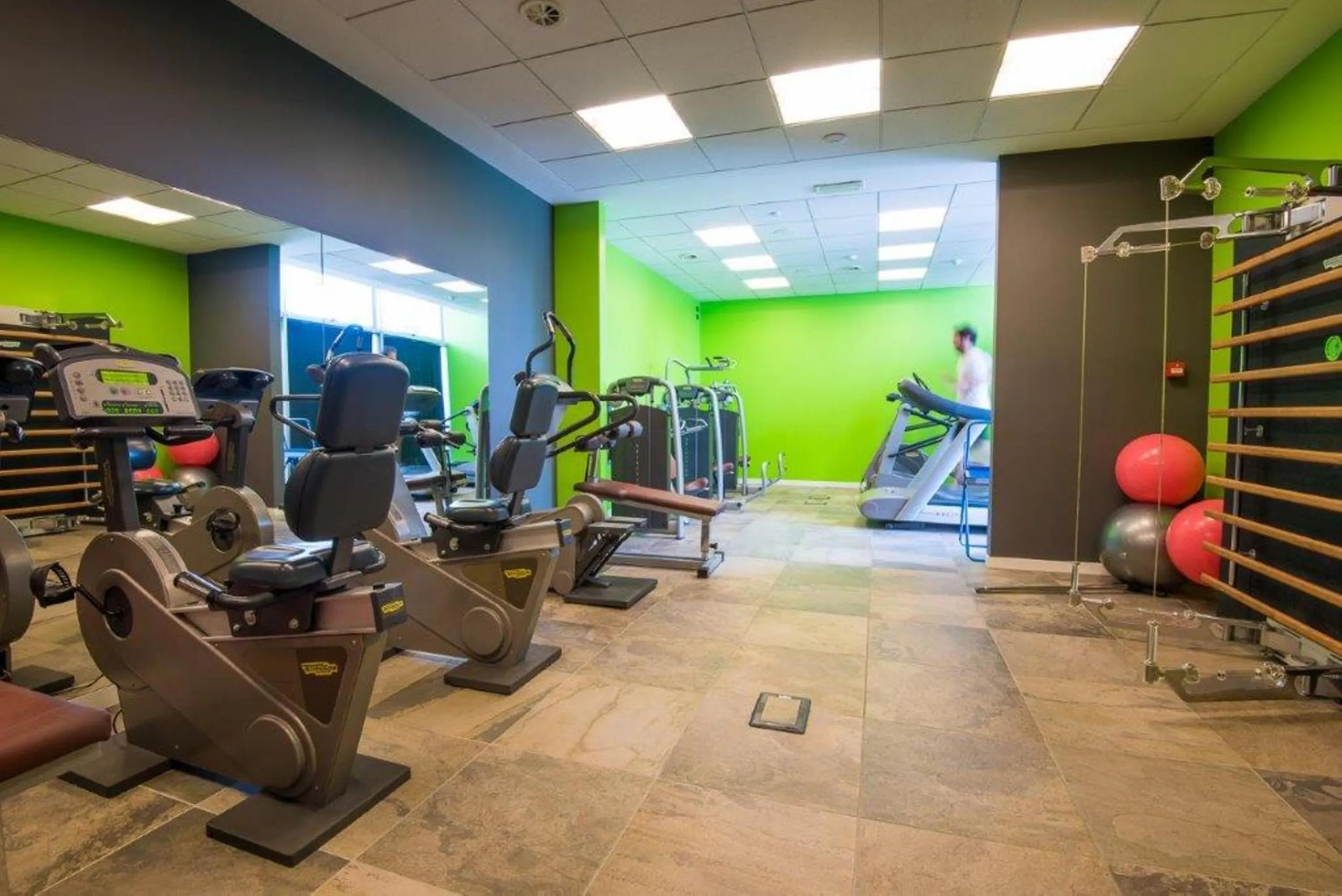 Fitness centre/facilities in Hotel Viest