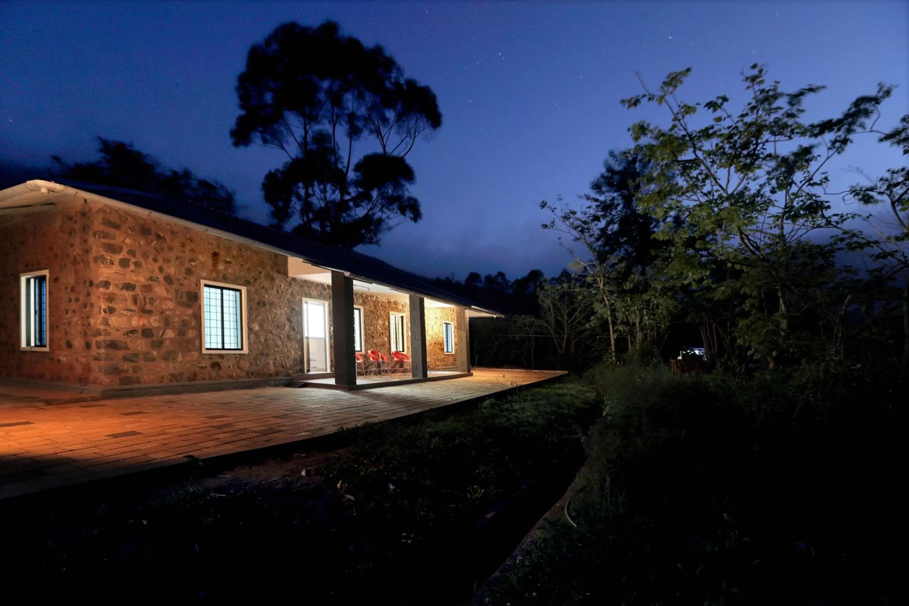 Property Building in Ottway Hills Near Mattupetty Dam