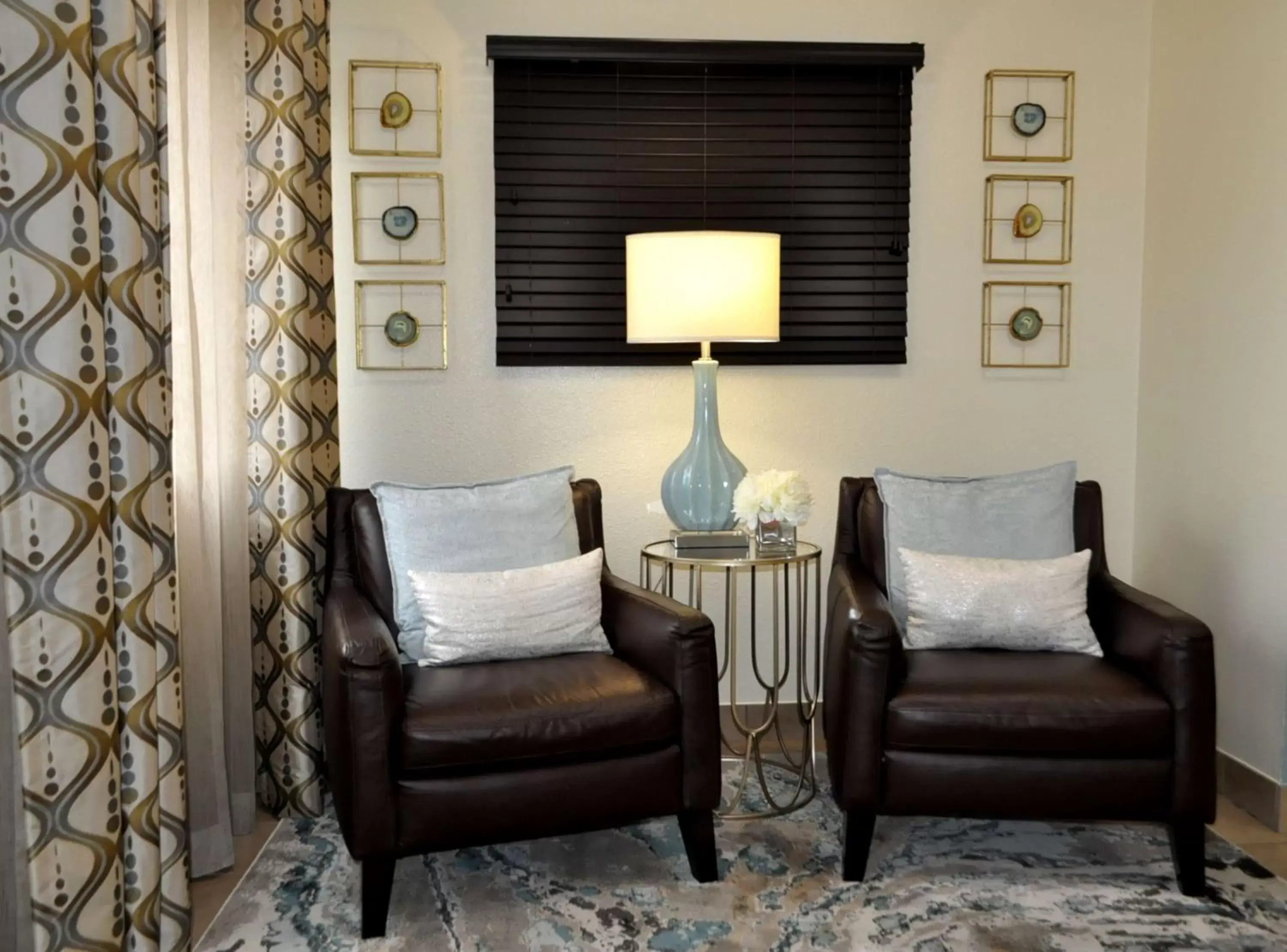 Lobby or reception in Sonesta Simply Suites Houston – NASA Clear Lake Lobby or reception in Sonesta Simply Suites Houston – NASA Clear Lake