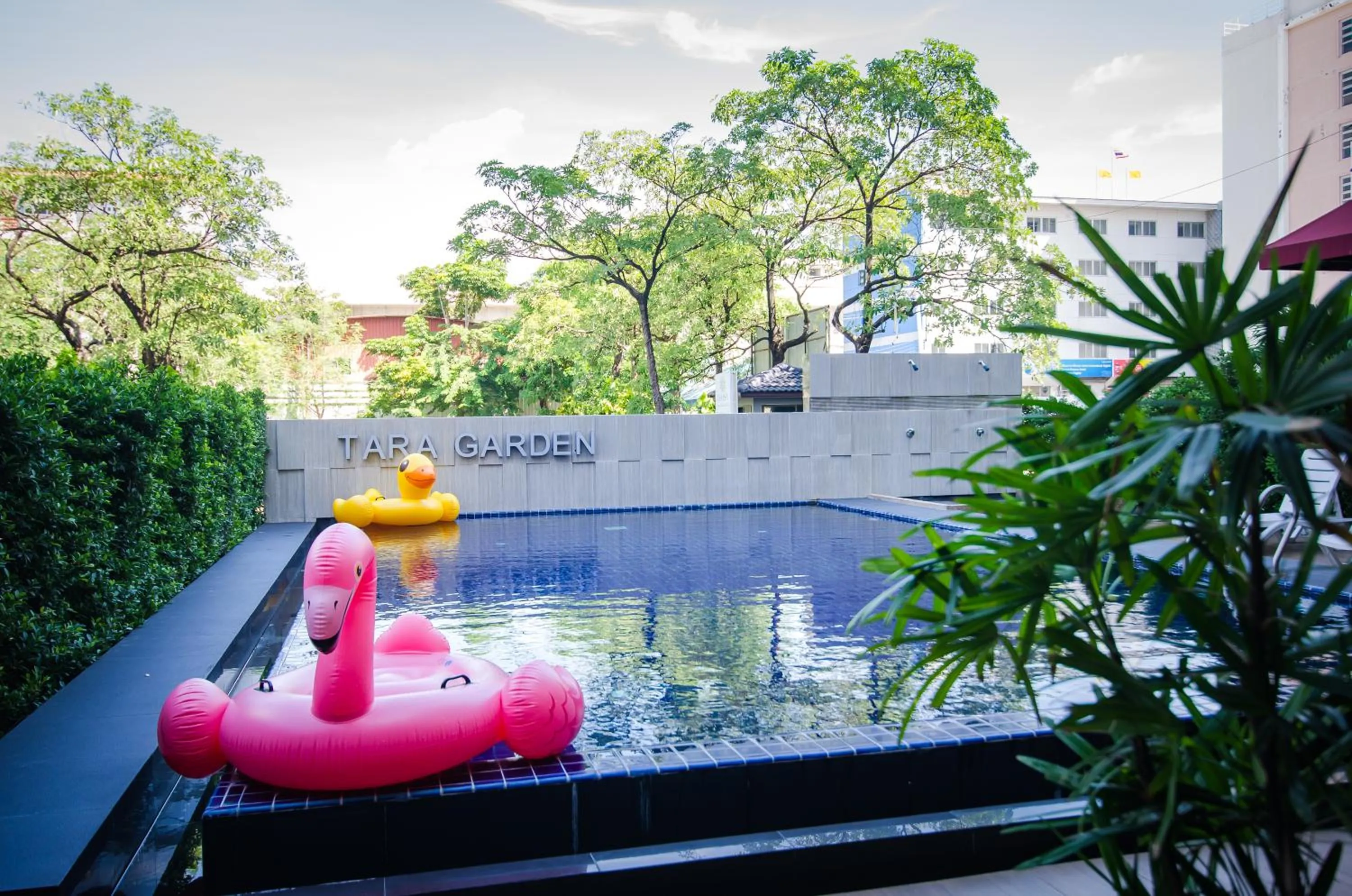 Swimming pool in Grand Tara Garden Thai Hotel
