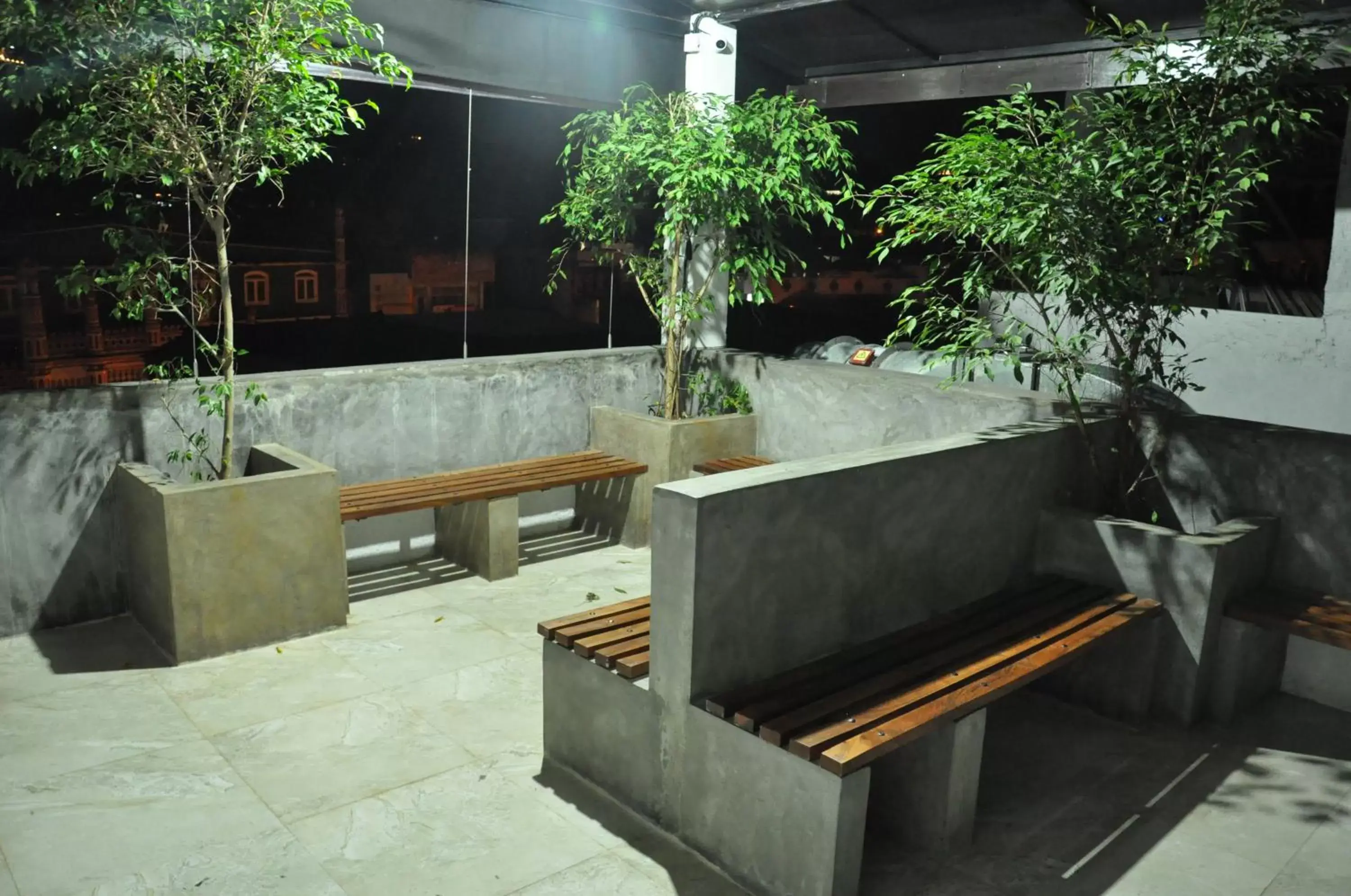Banquet/Function facilities in Cafe Aroma Inn