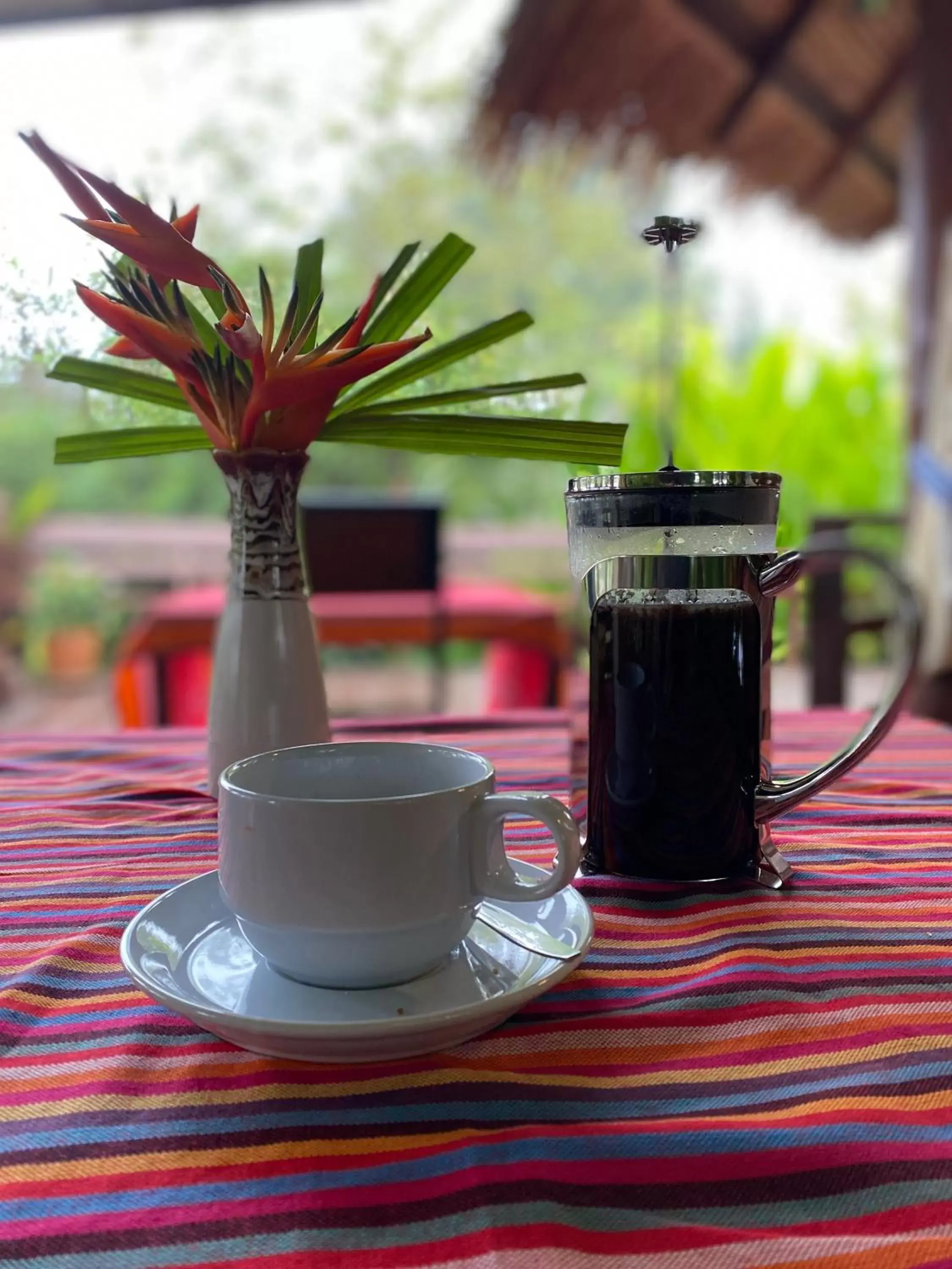 Patio, Drinks in Pura Vida Pai Resort