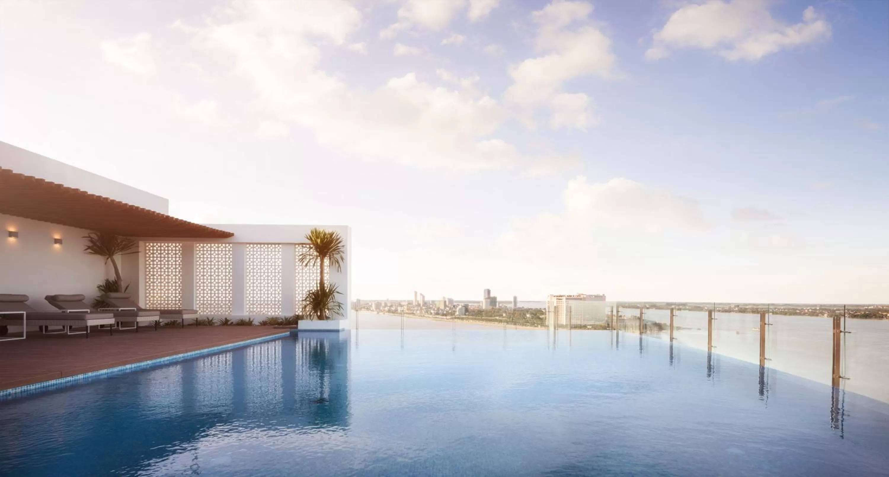 Swimming pool in Hotel Emion Phnom Penh