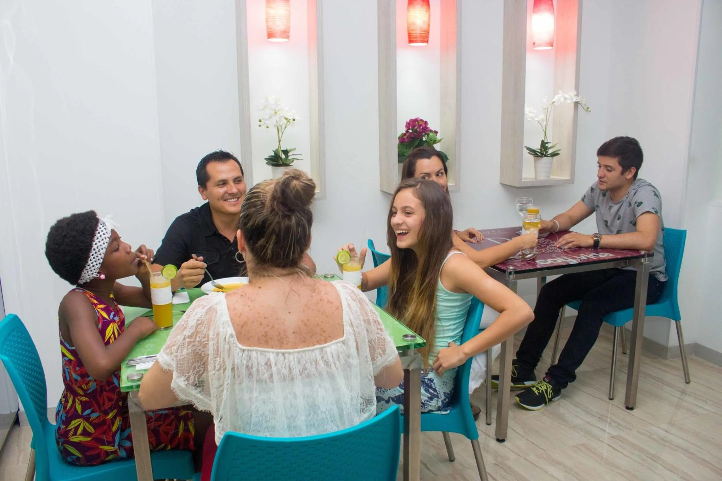 Staff in Hotel Sixtina Plaza Medellin