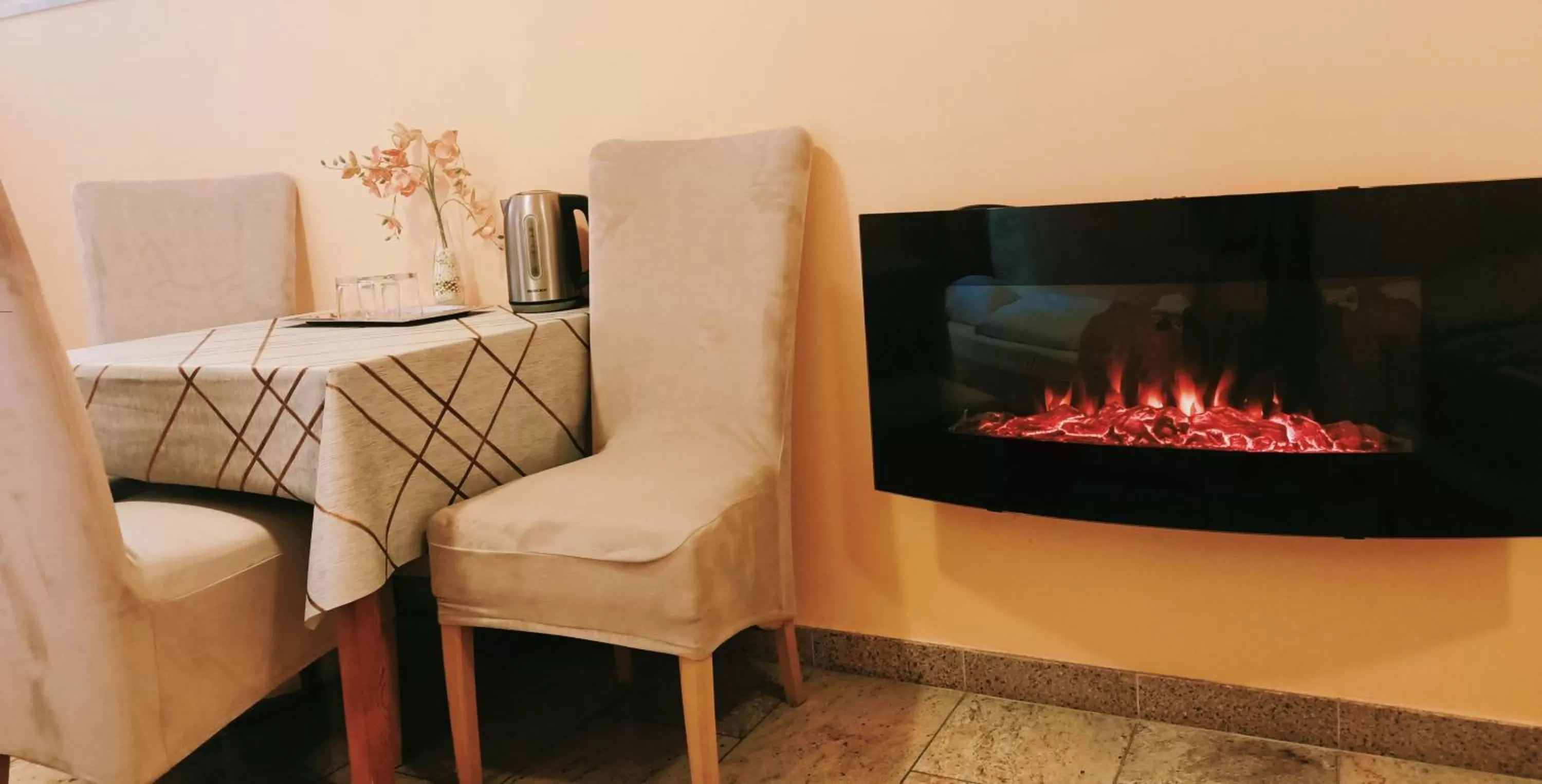 flat iron in PAŁACYK BUDGET