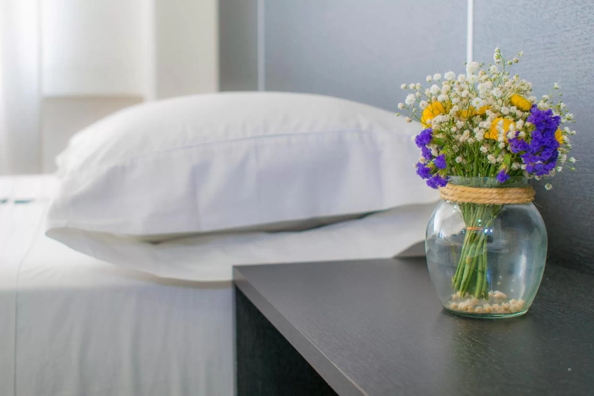 Bed in Hotel Saint John