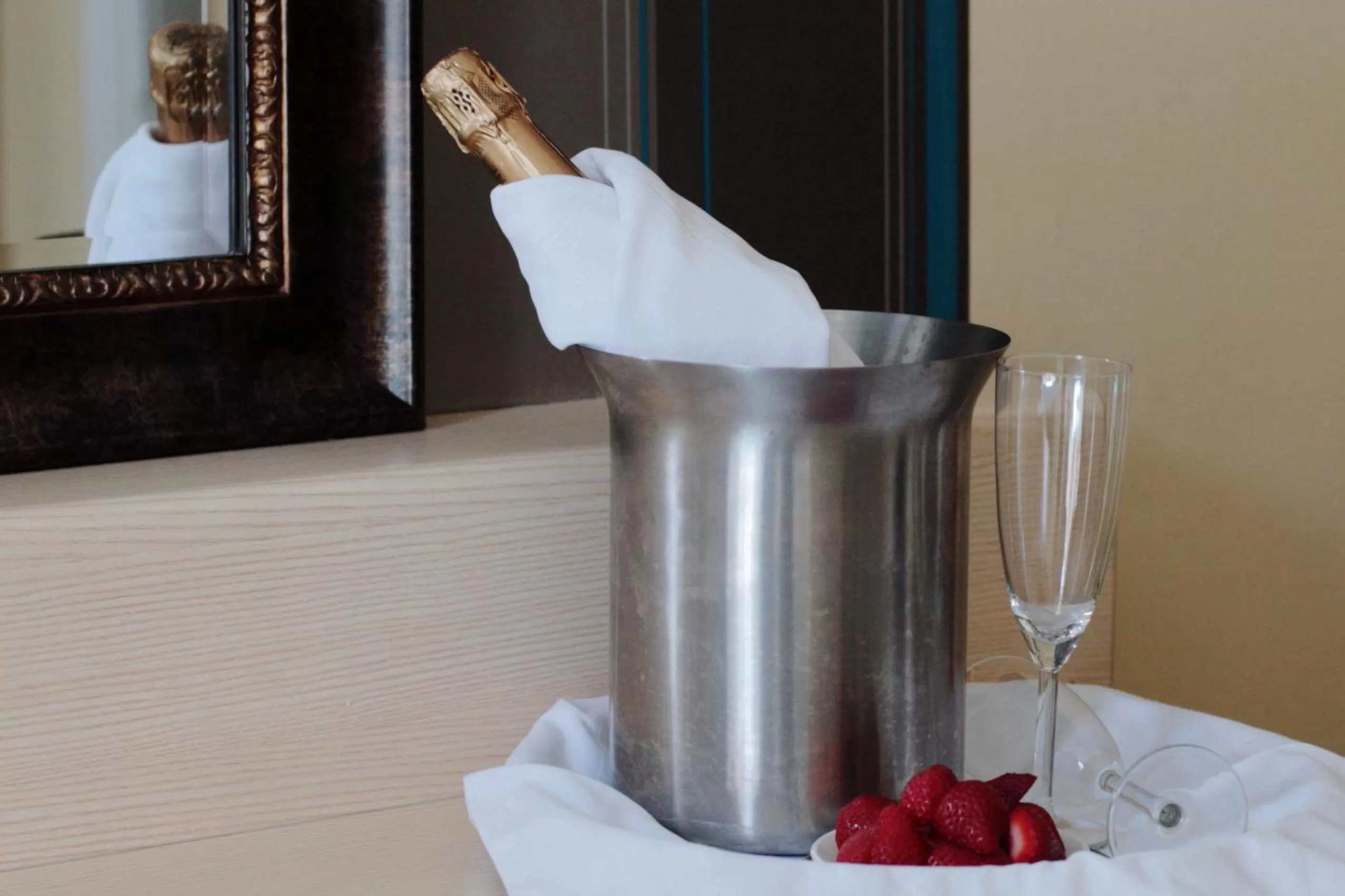 Food and drinks in Thistle Hotel