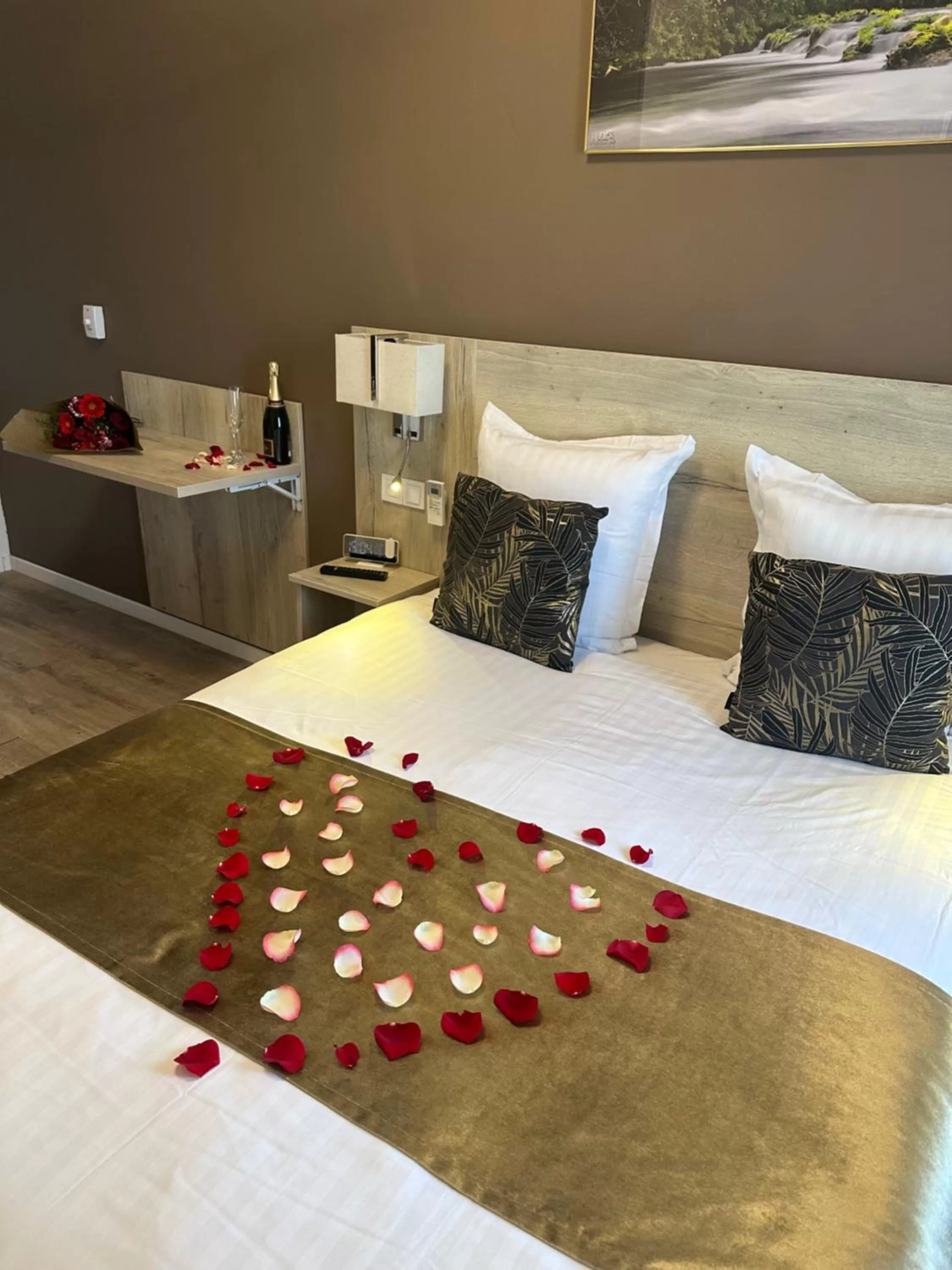 Dining area in Hôtel du Golfe Sete-Balaruc