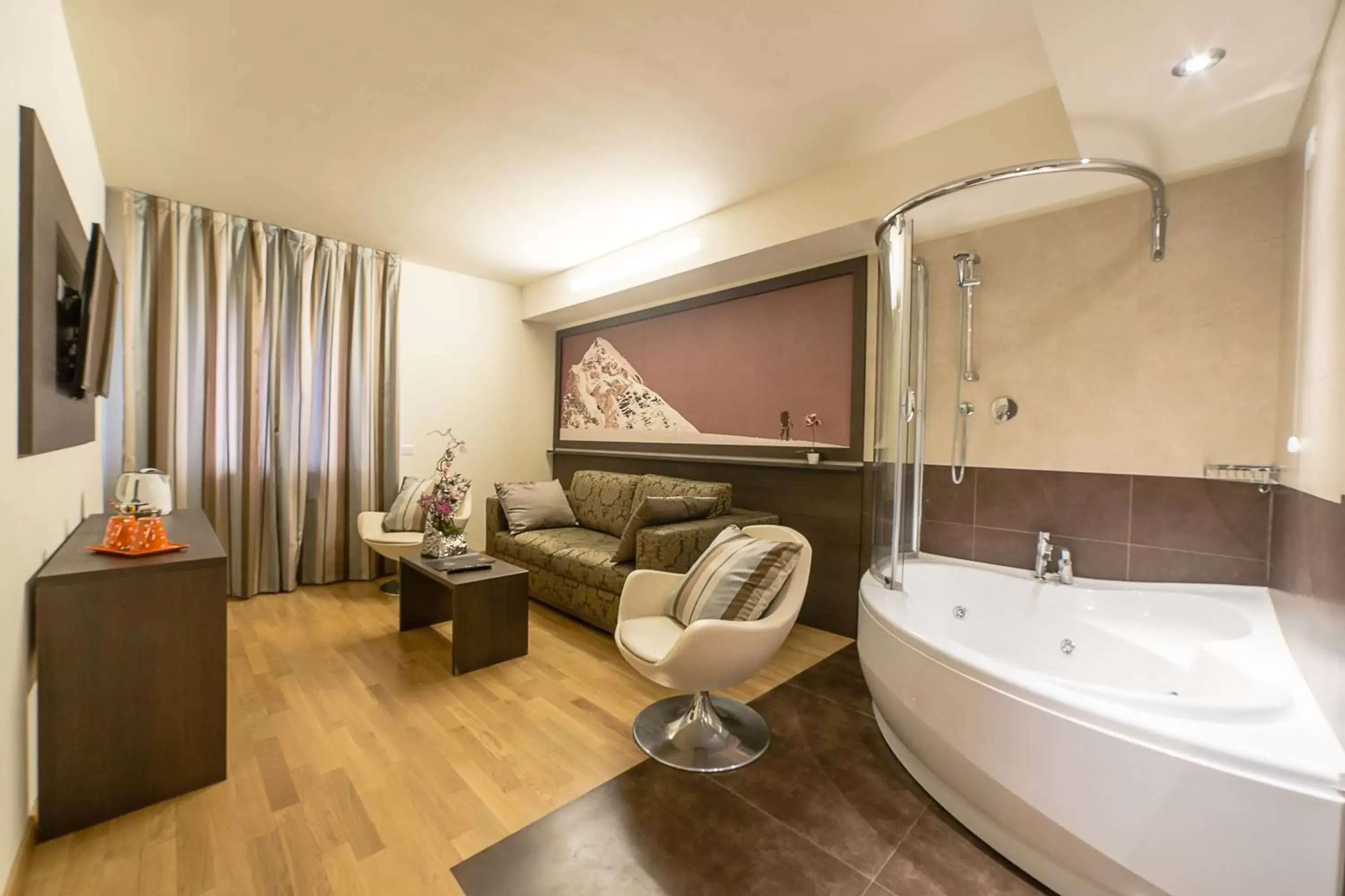 Living room in HB Aosta Hotel & Balcony SPA