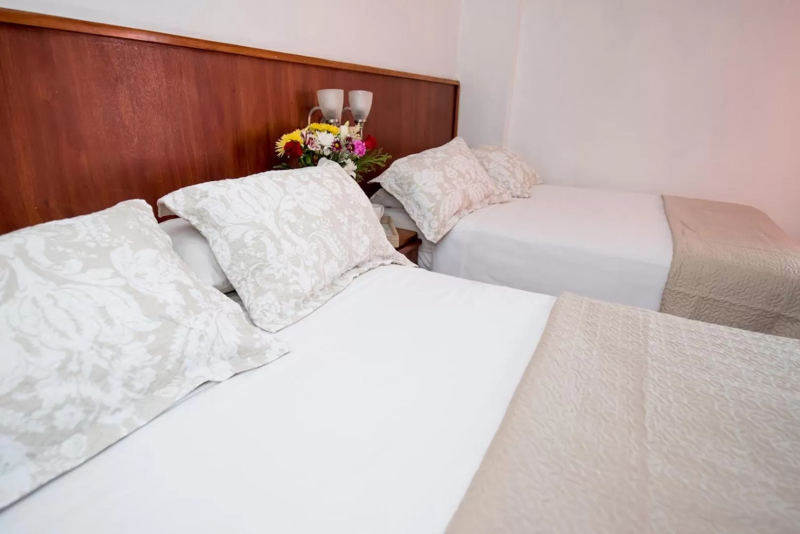 Bedroom, Bed in Hotel Acapulco