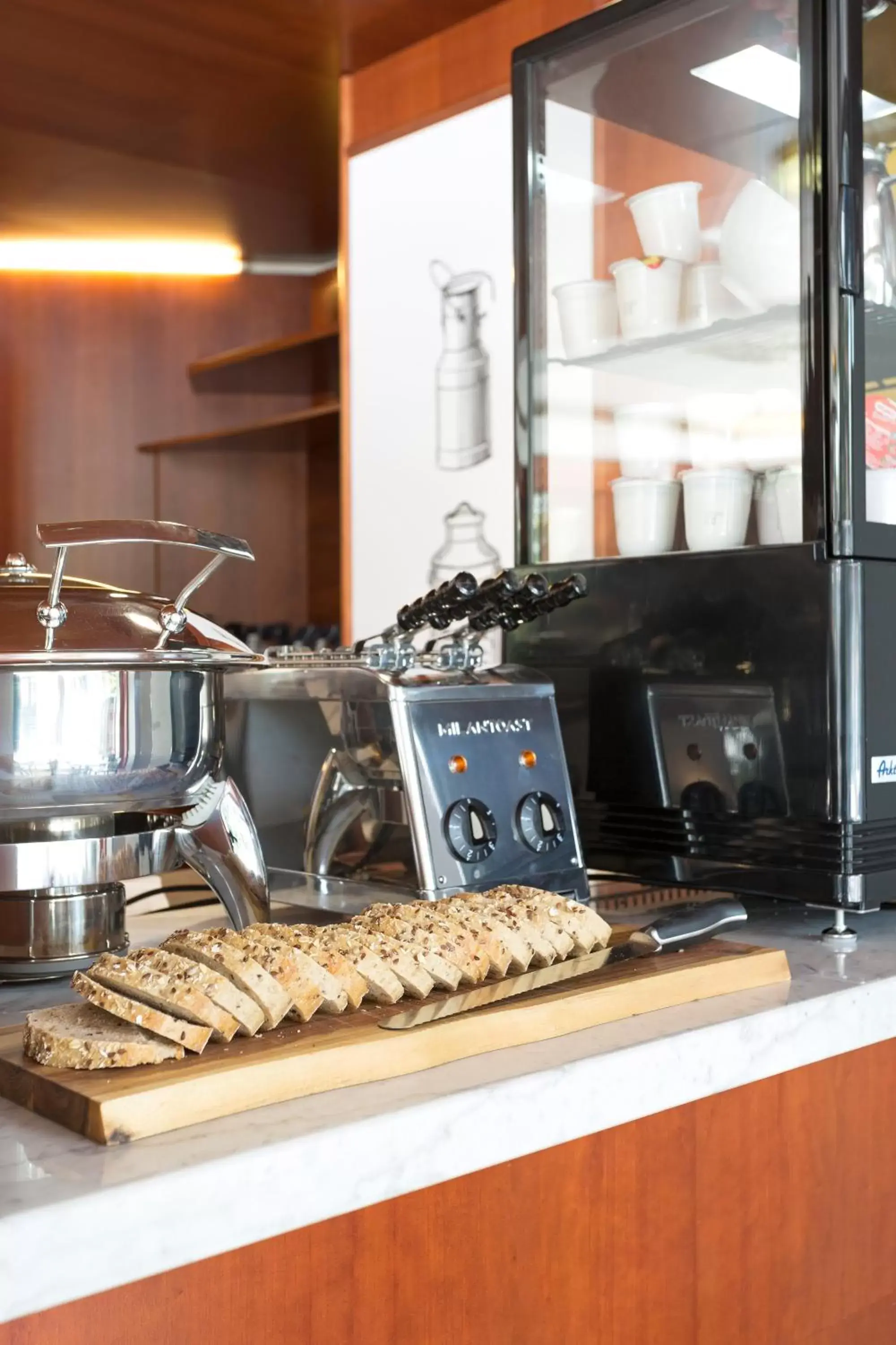 Continental breakfast, Kitchen/Kitchenette in B&B Hotel Modena